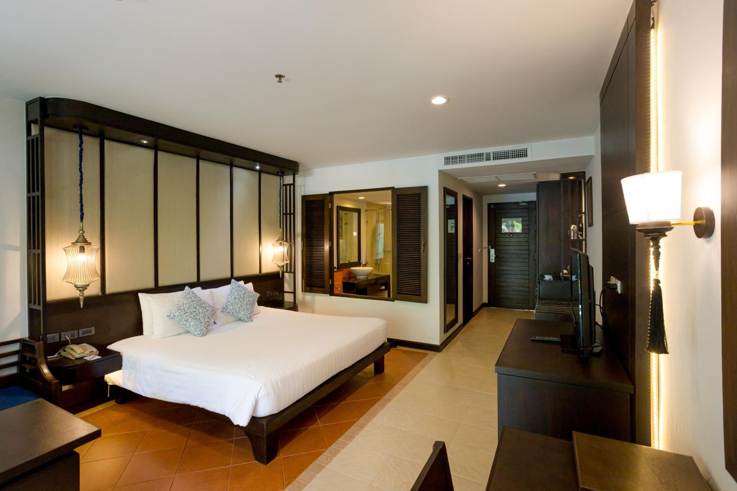 Superior Double or Twin Room - Photo 10