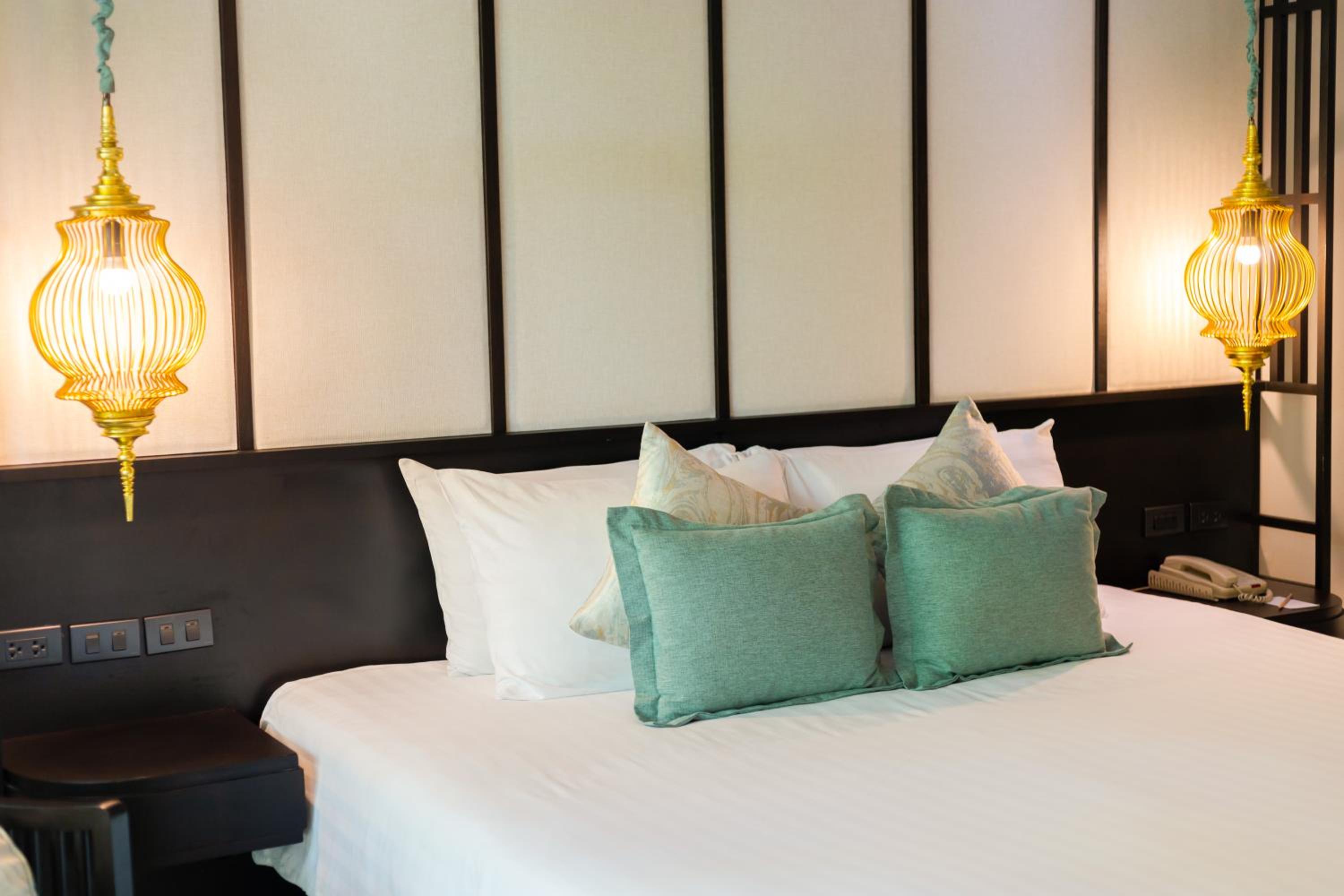 Deluxe Family Room (2 Adults + 2 Children) - Photo 5