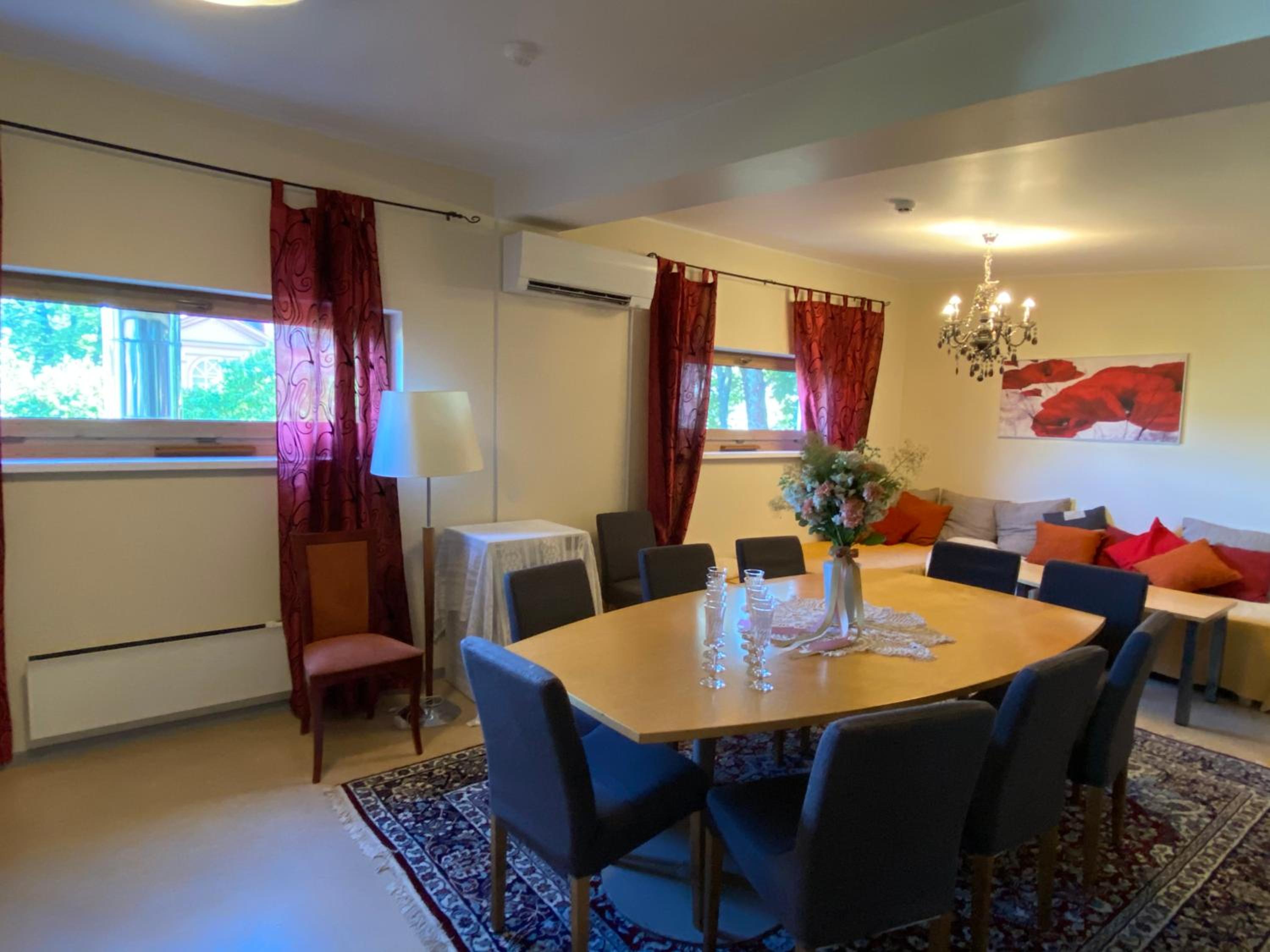 Quadruple Room with Shared Bathroom photo 2