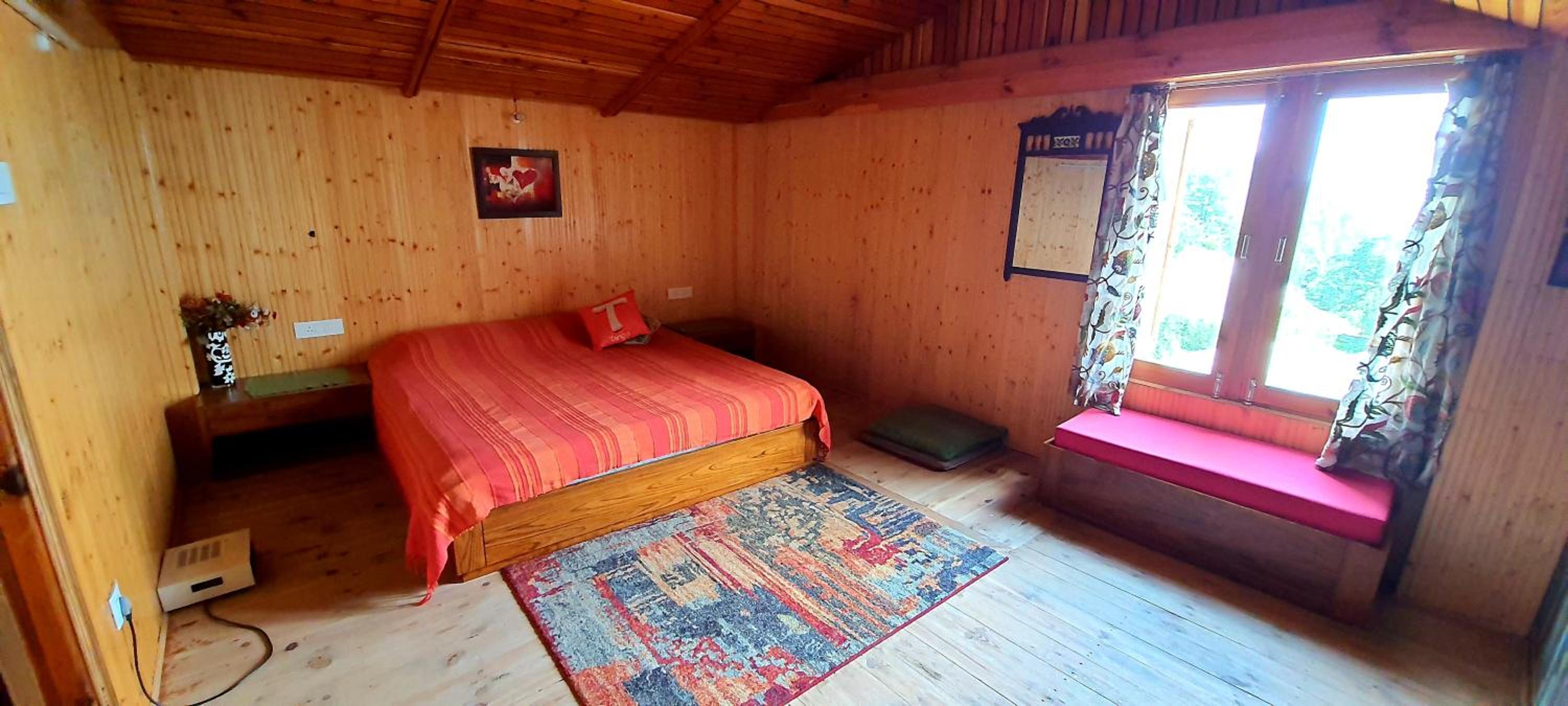 Double Room with Private Bathroom photo 2