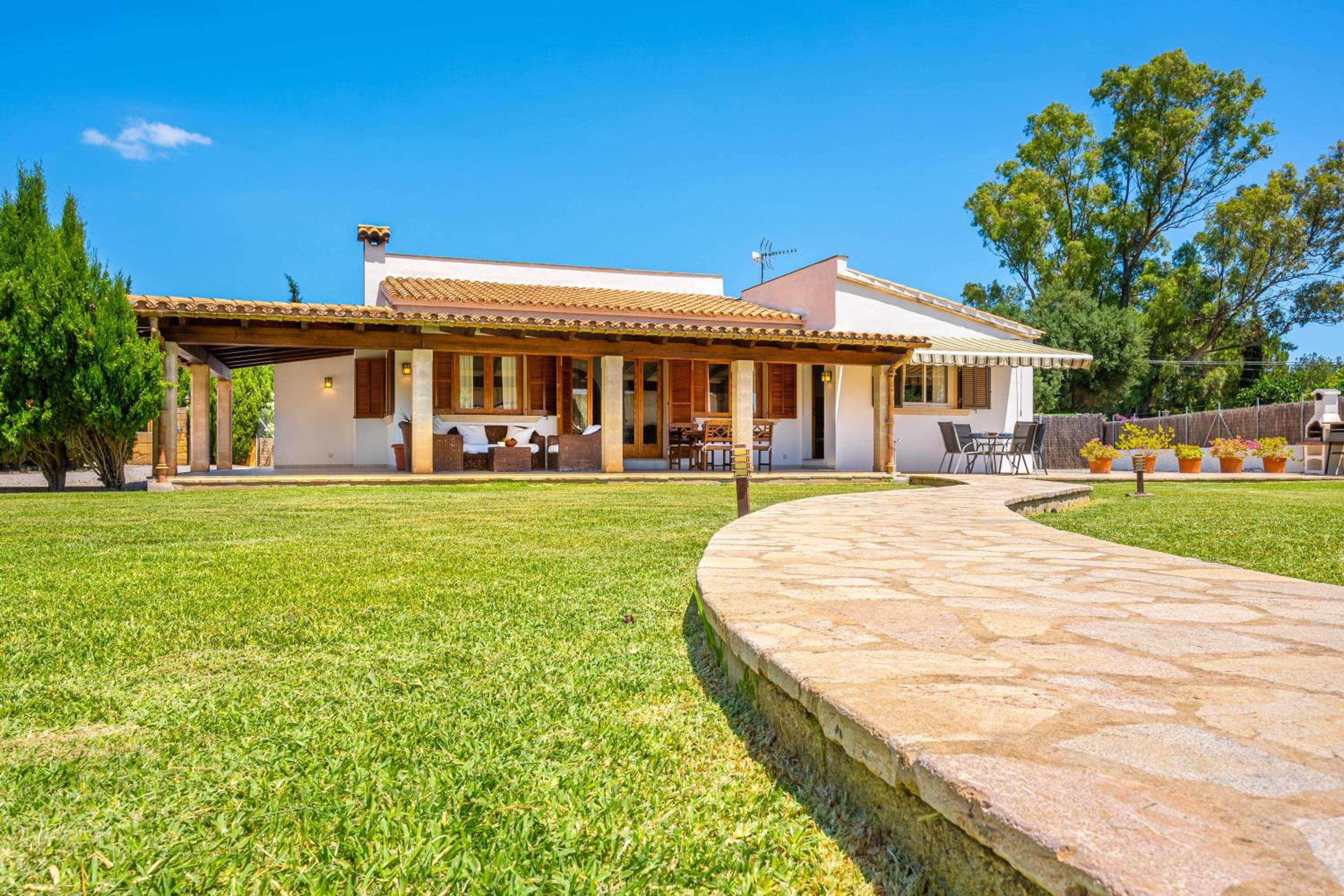Villa with Garden View - Photo 20