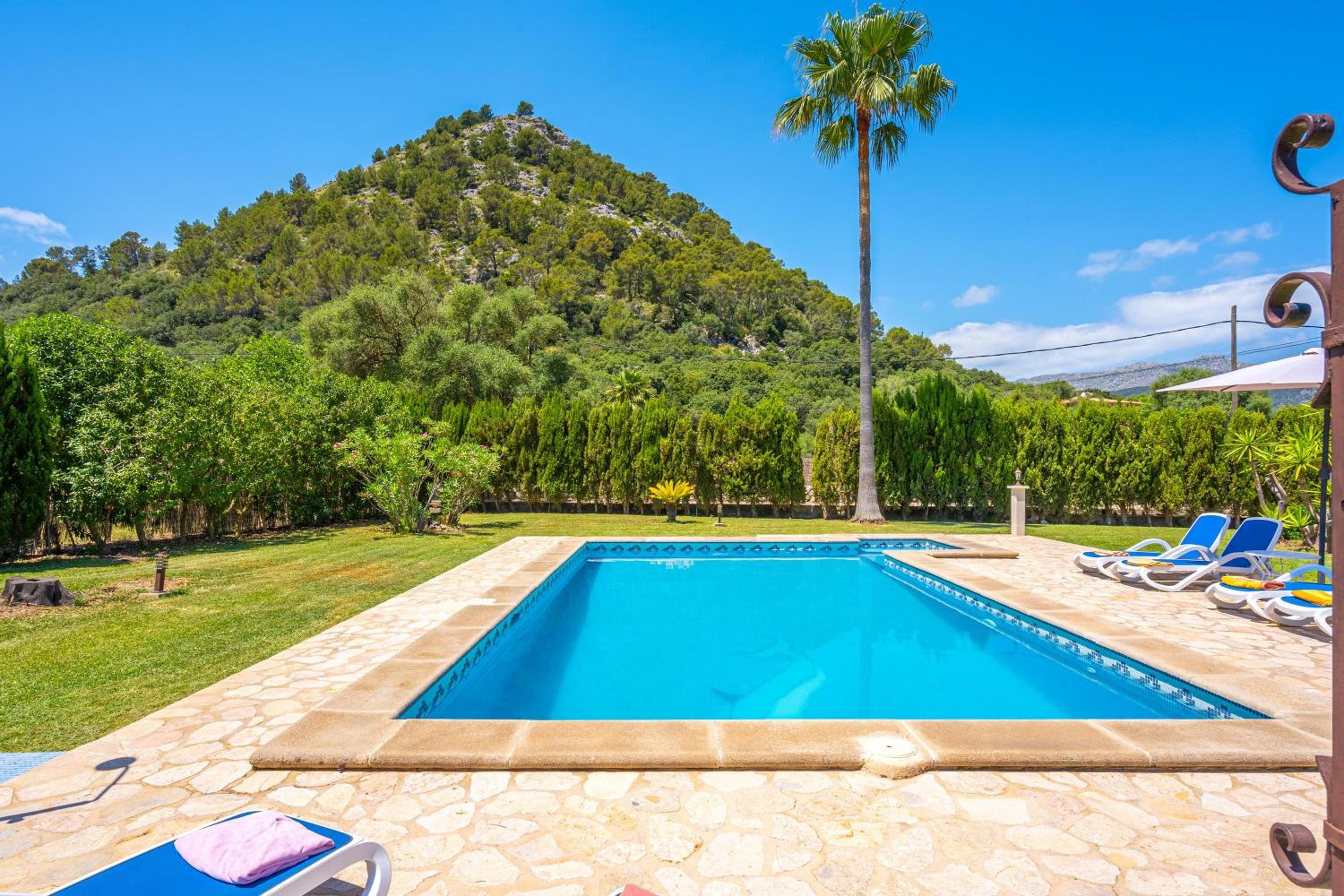 Villa with Garden View - Photo 24