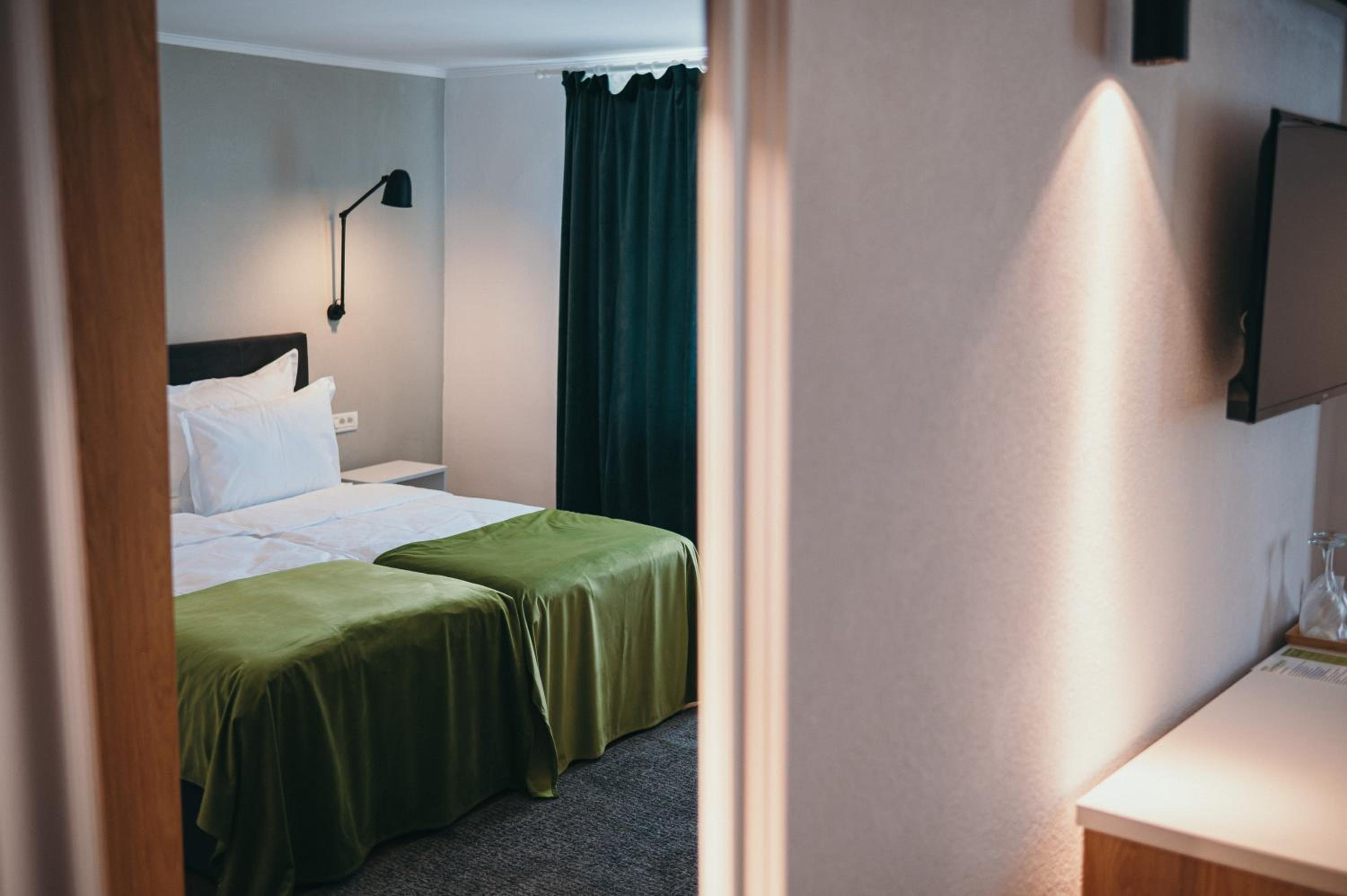 Superior Double or Twin Room - Photo 15