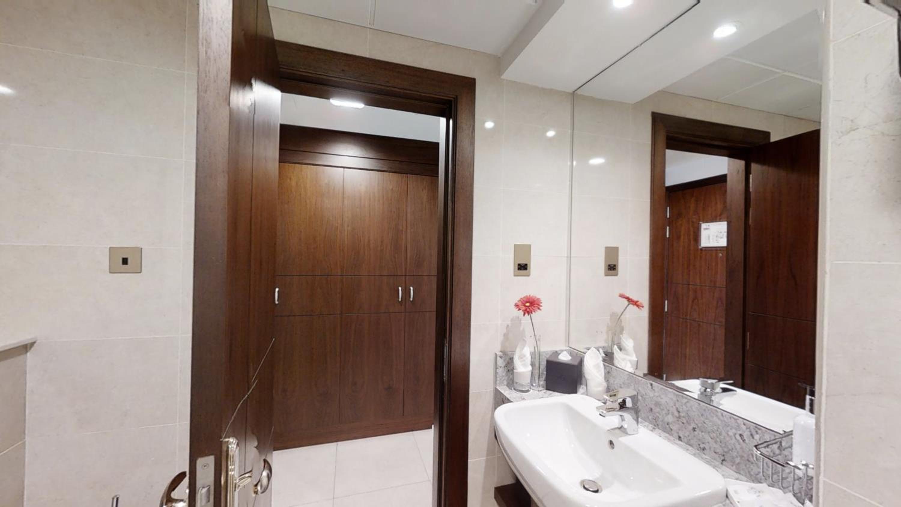 City View Studio Apartment photo 3