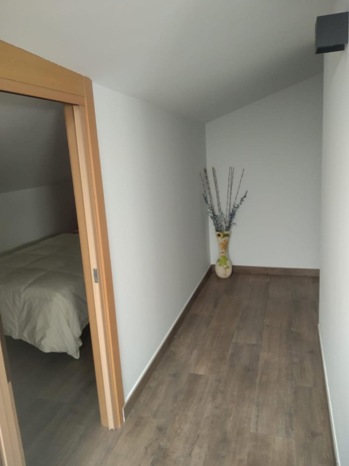 Apartment with Terrace photo 3