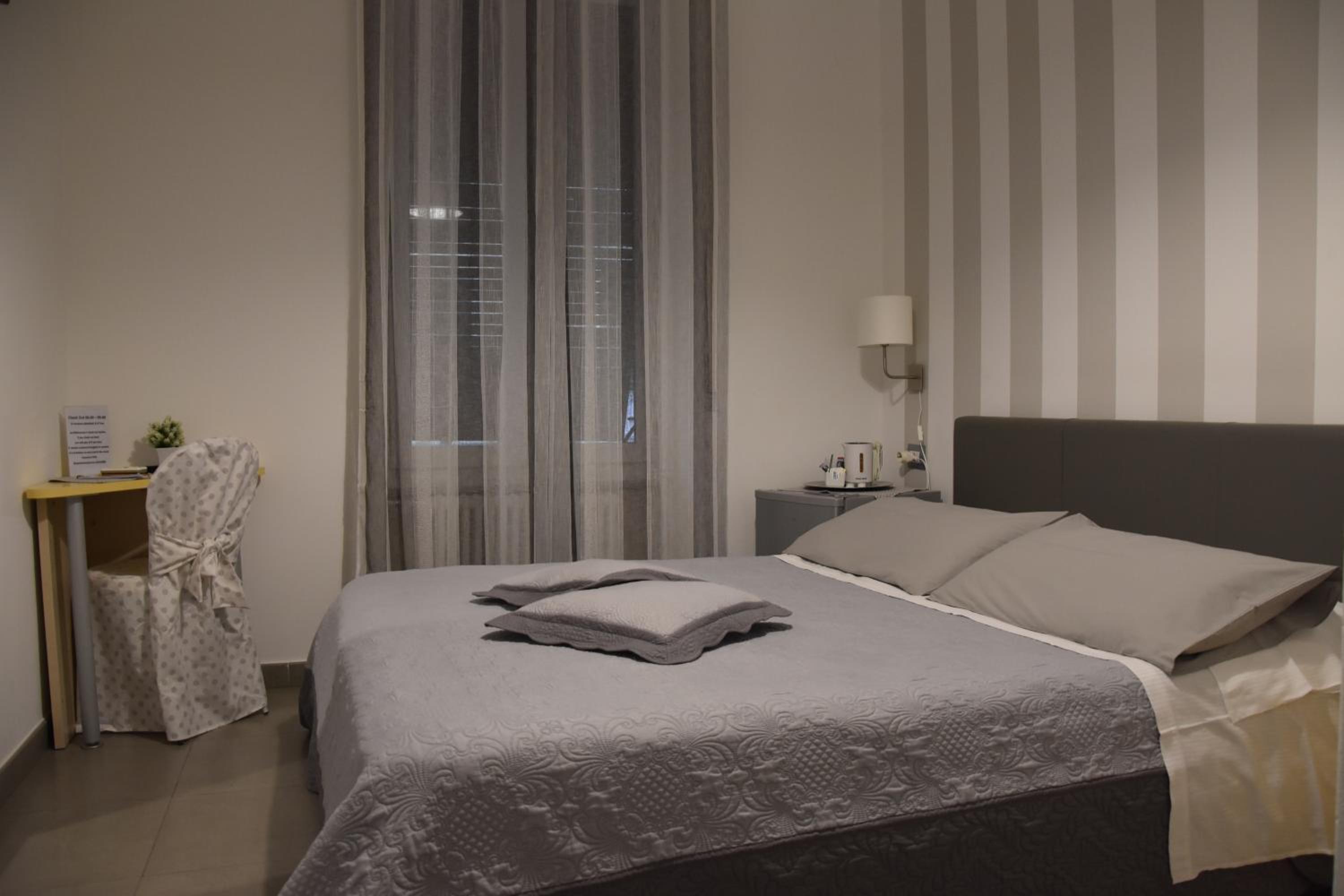 Economy Double Room - Photo 2