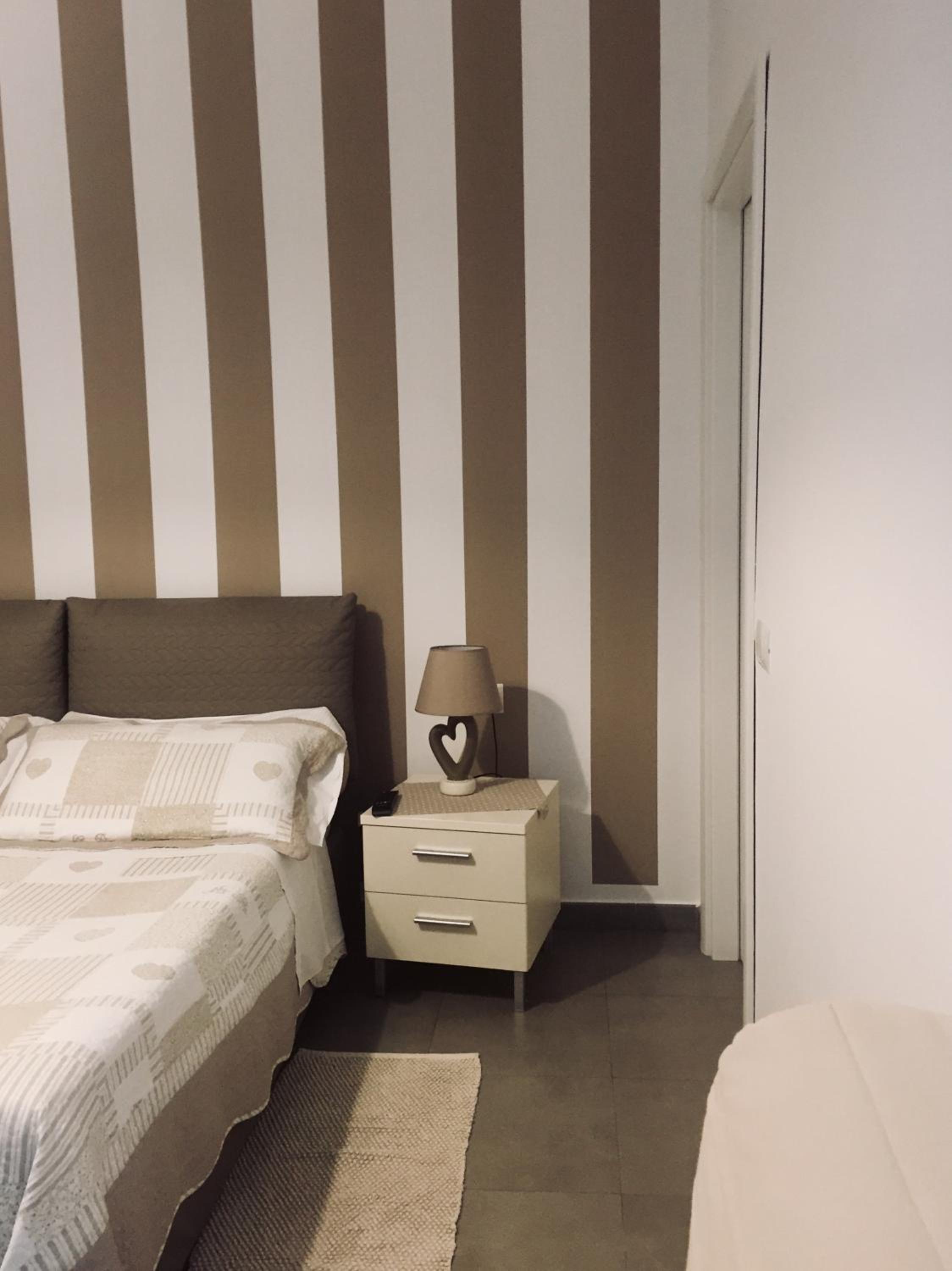 Double Room - Photo 7