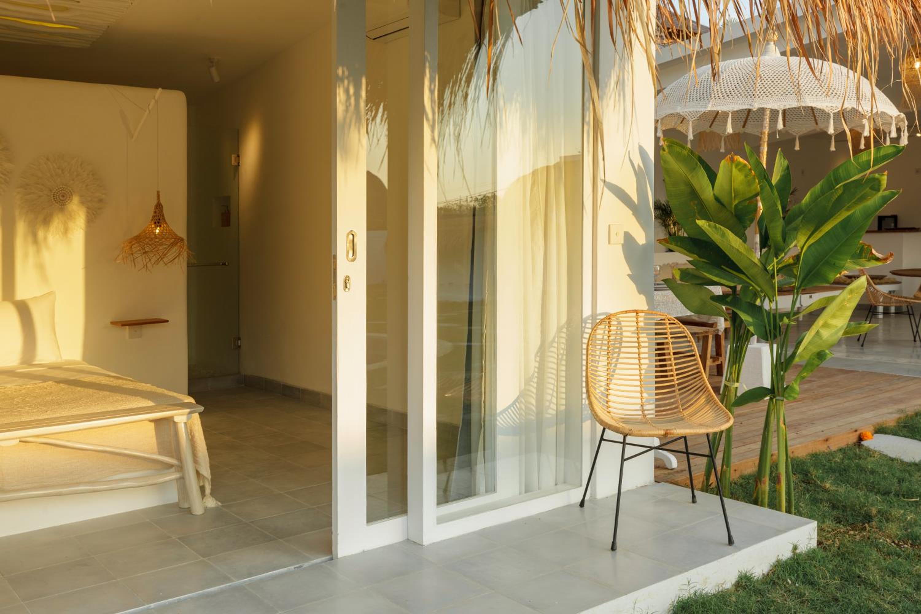Deluxe Bungalow - Photo 3