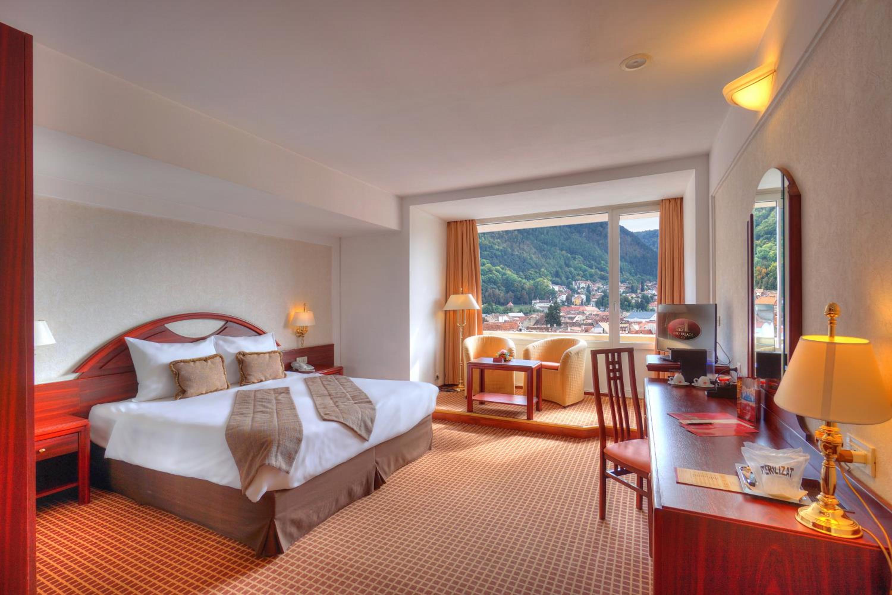 Queen Executive Room with Spa Access