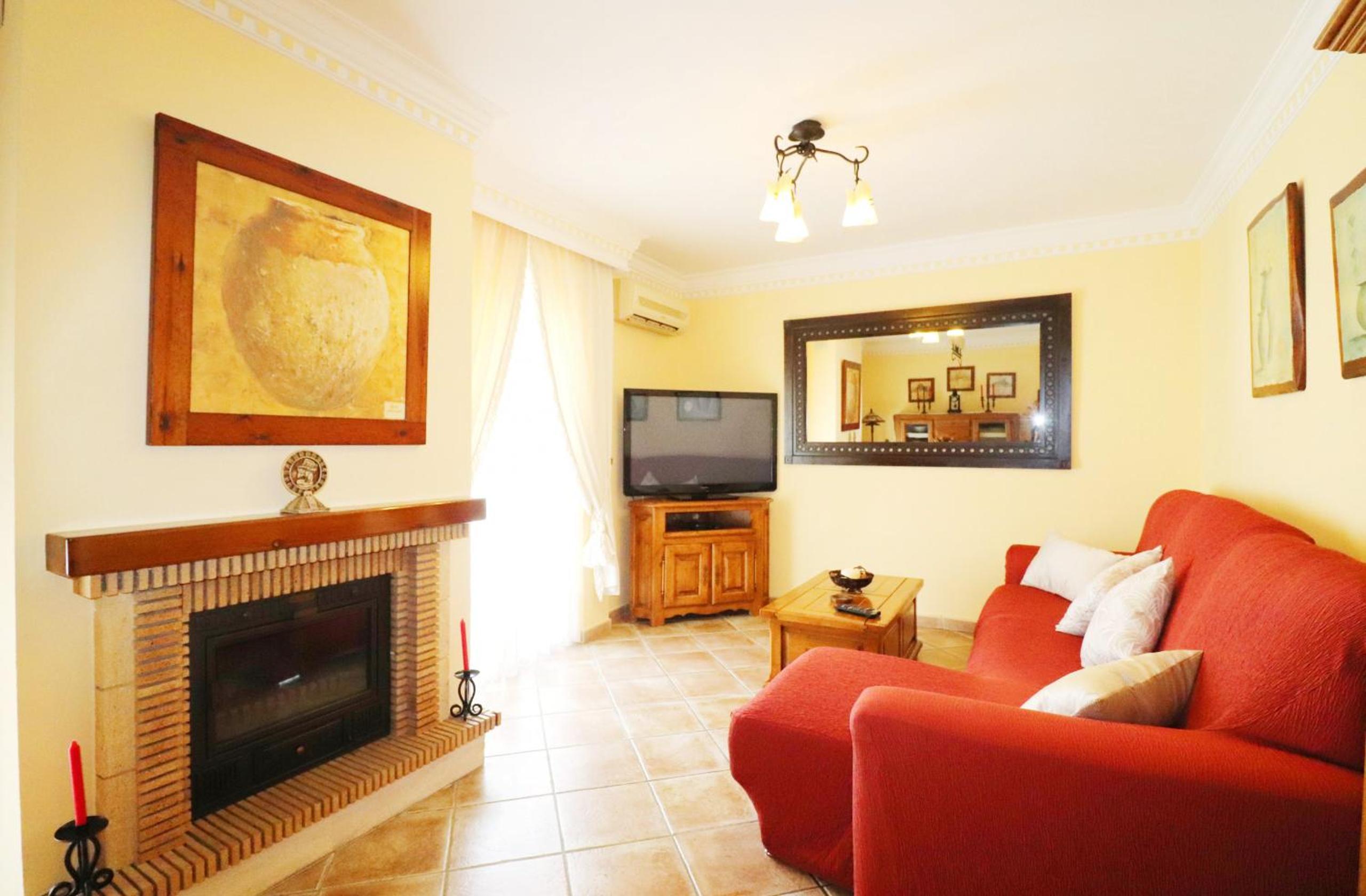 Casa adosada de tres habitaciones