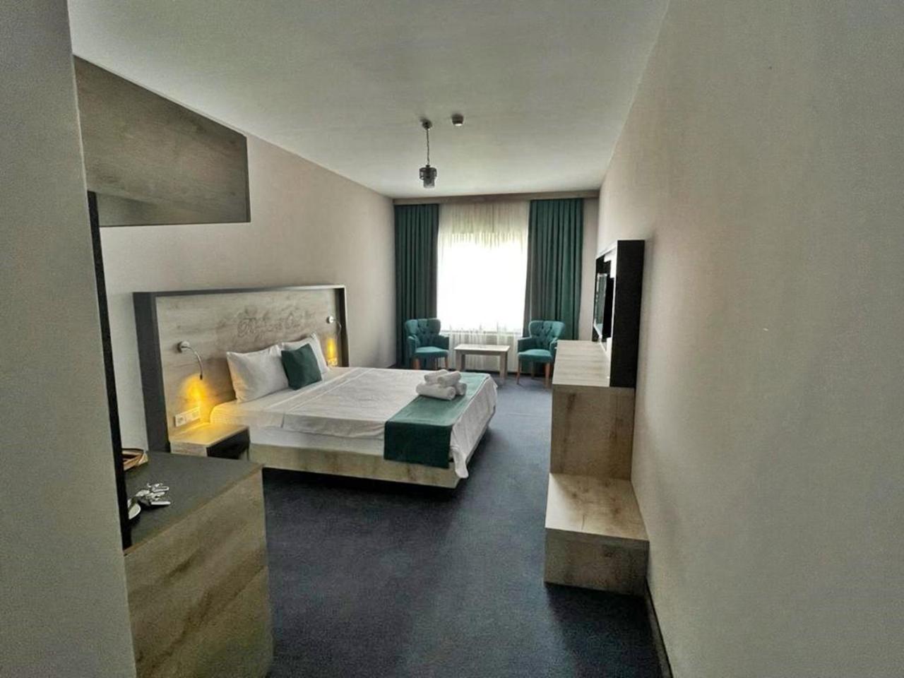 Deluxe Double Room with Shower photo 1