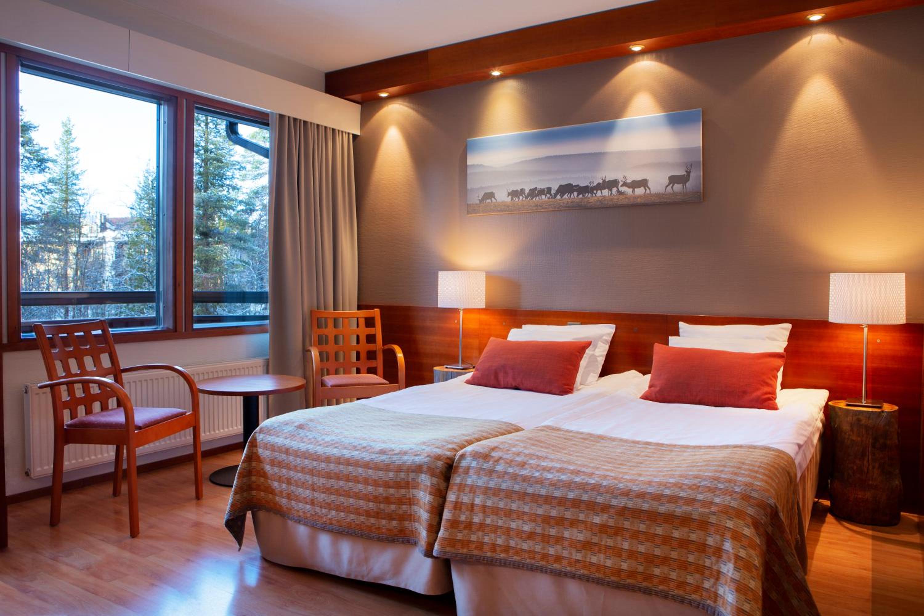 Standard Twin Room - Photo 4