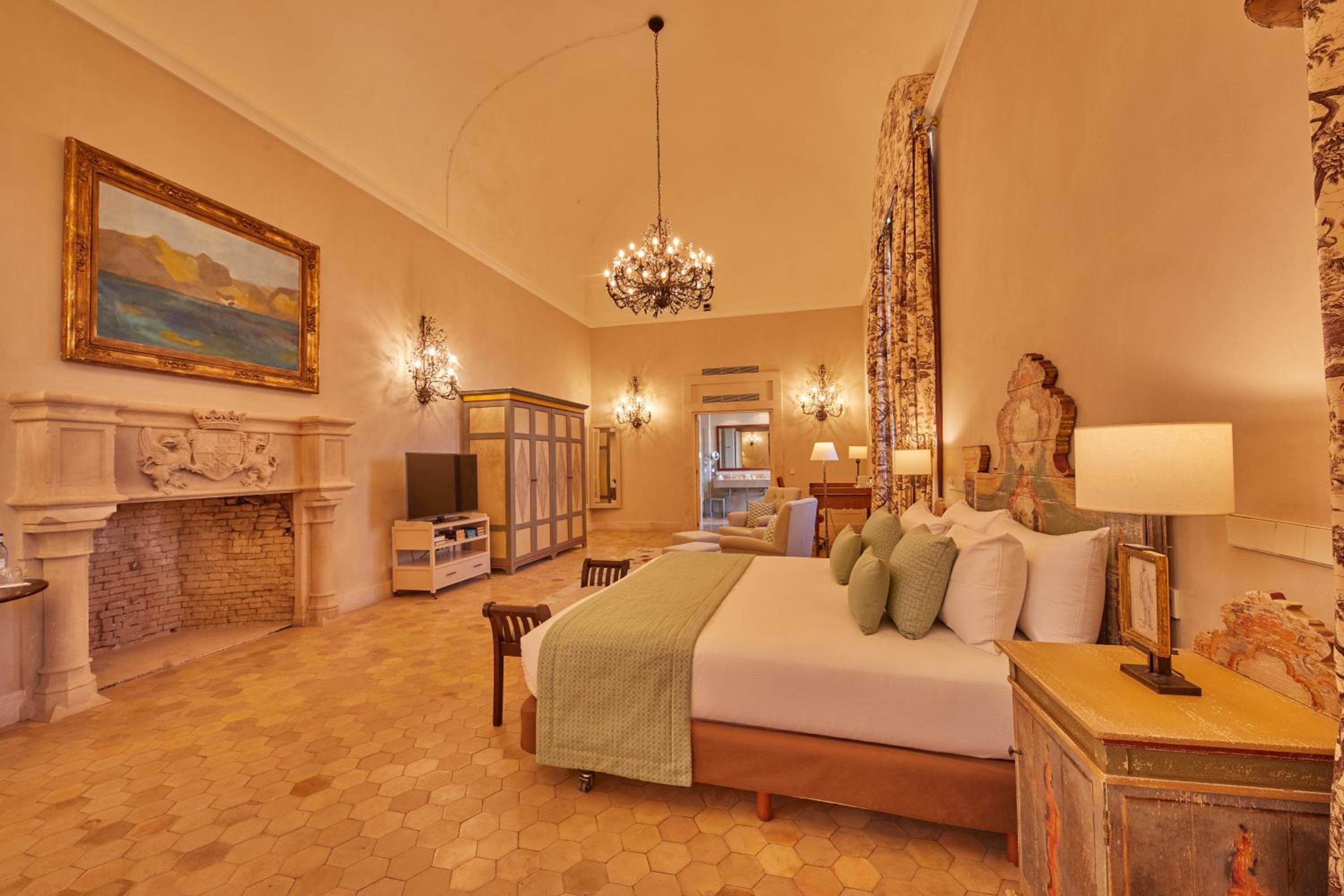 Suite Tornamira photo