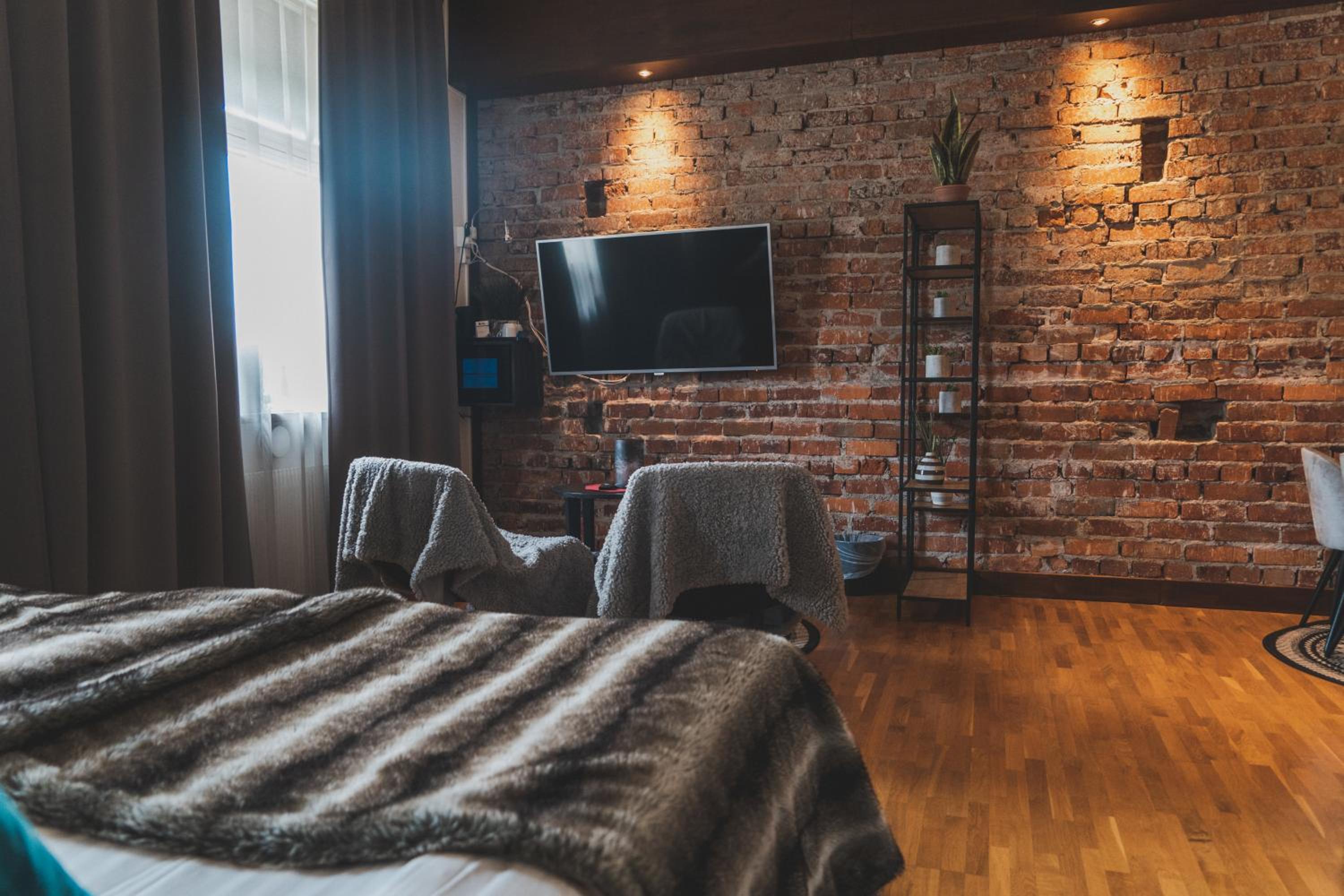 One-Bedroom Executive King Suite with Sofa Bed - Non-Smoking