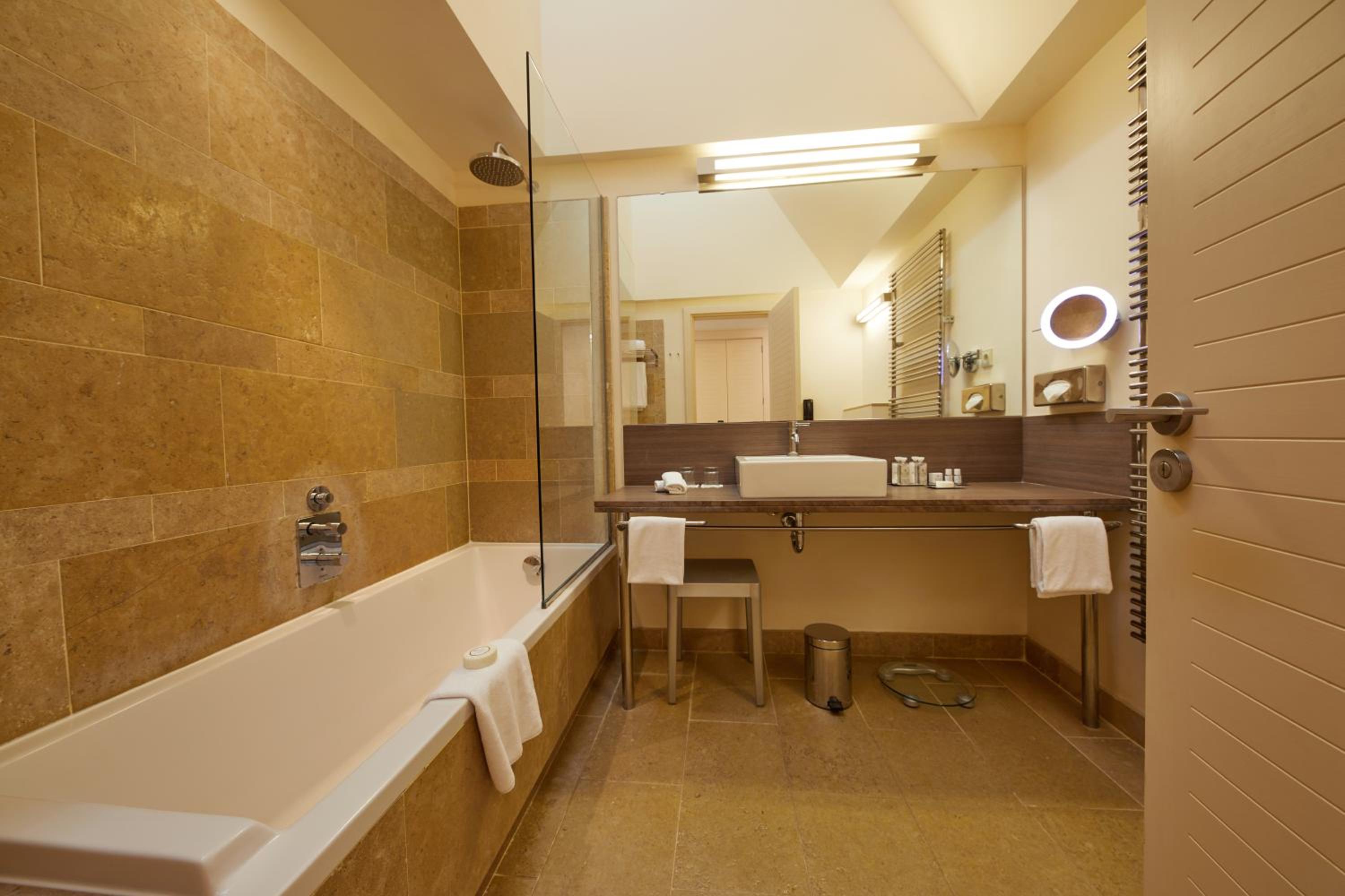 Deluxe Room at Ponent - Photo 6