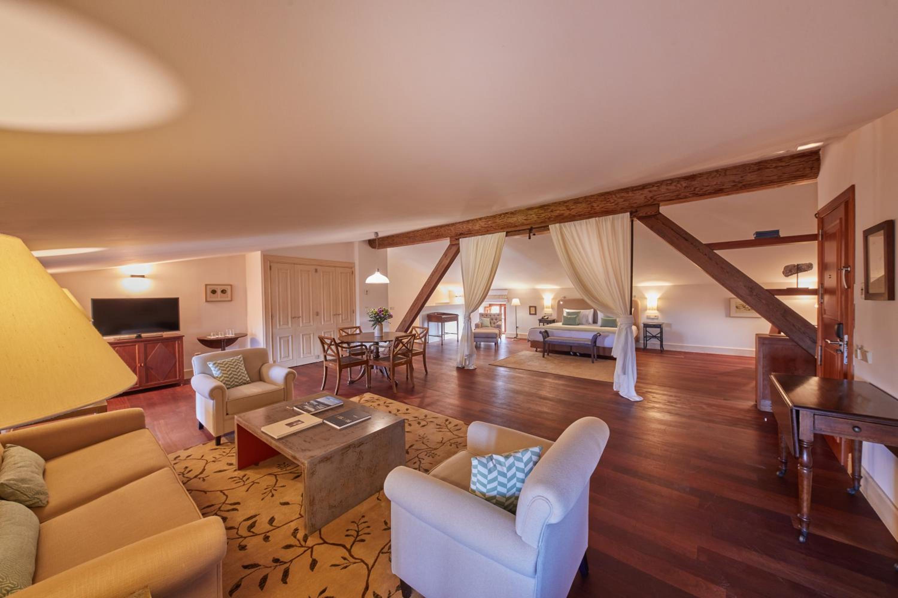 Suite Villalonga photo