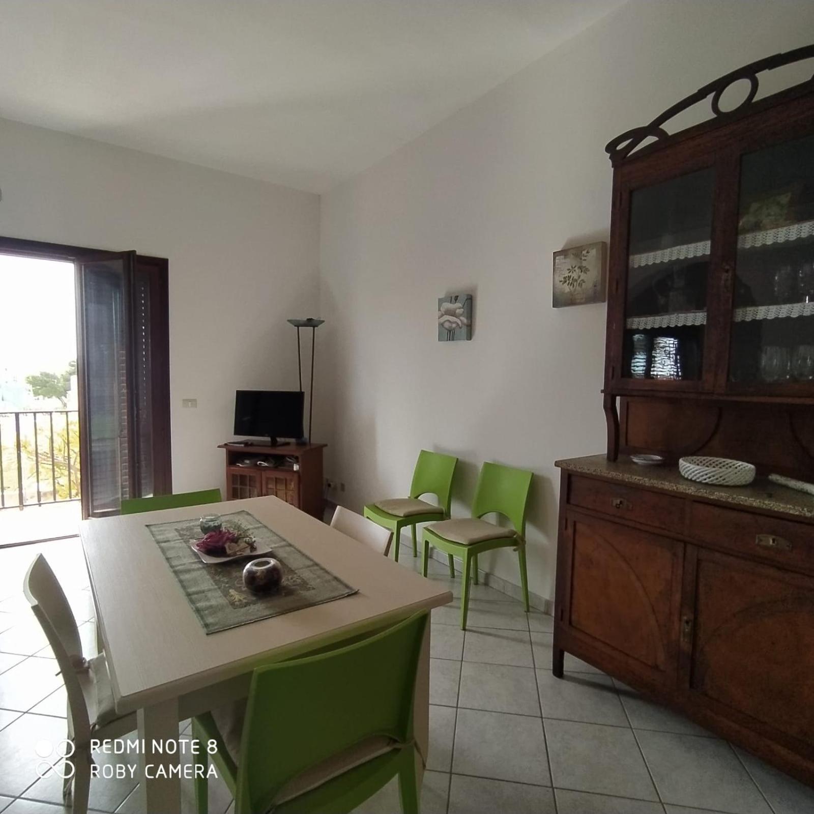 Two-Bedroom House photo 3