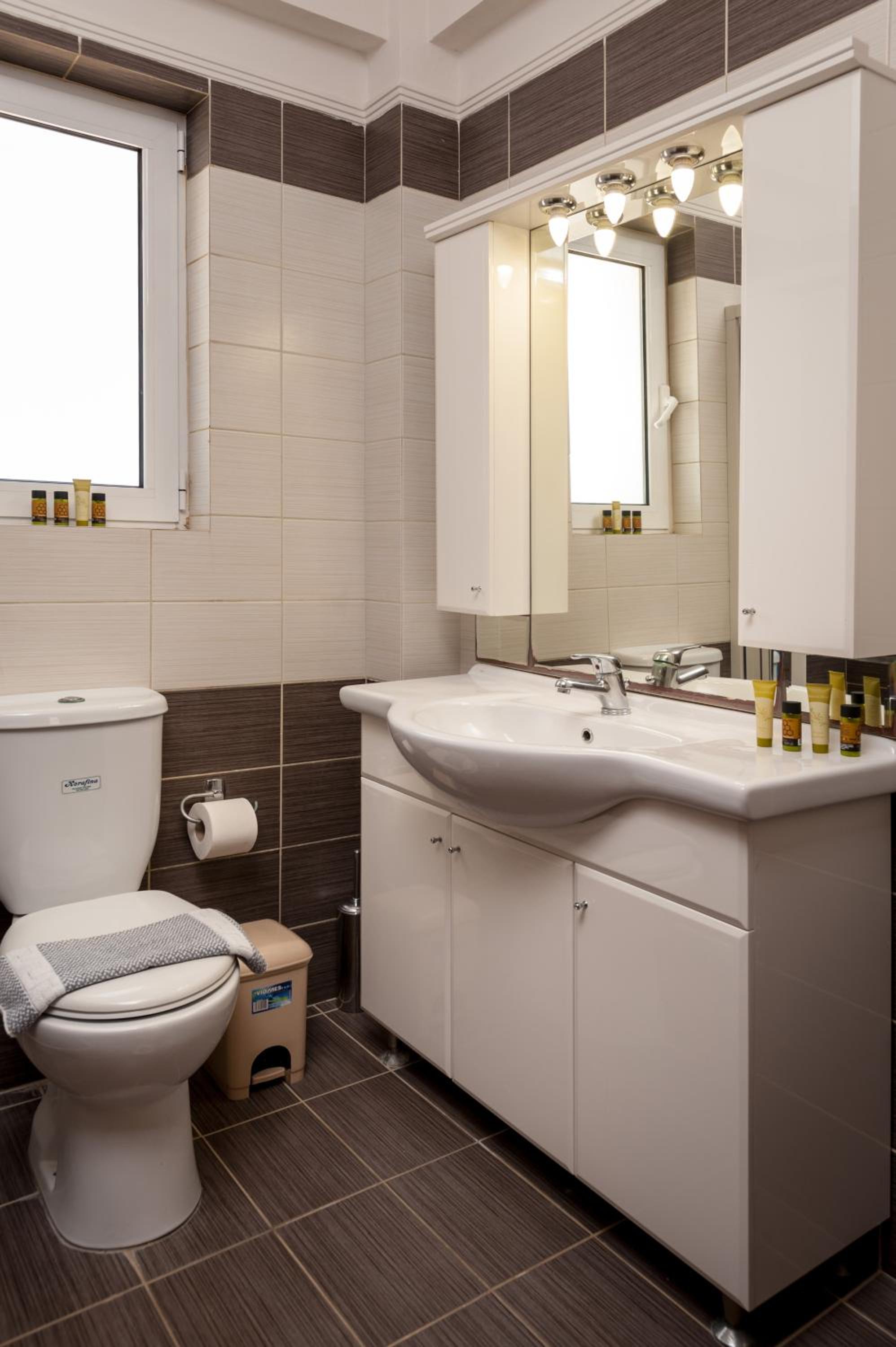 Deluxe Double Maisonette photo 2