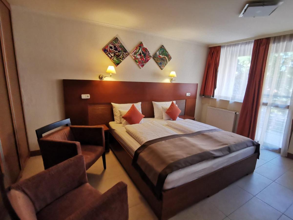 Standard Apartment - Photo 2