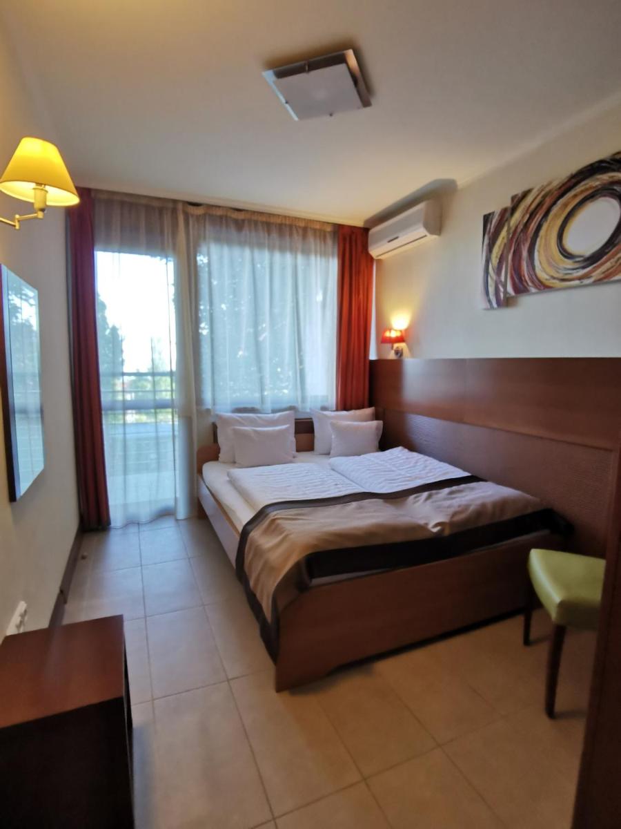 Deluxe Apartment - Photo 3