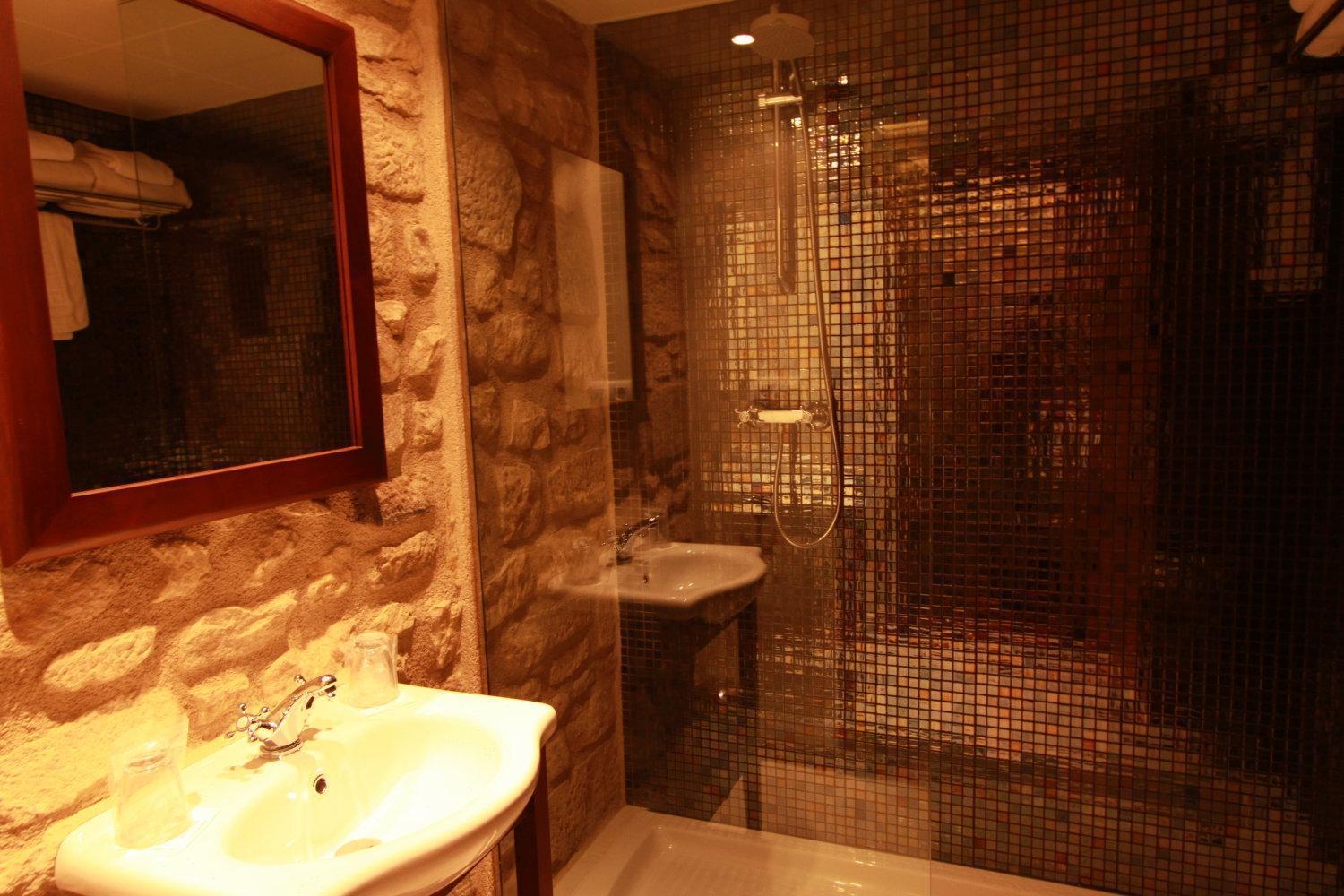 Double Room - Photo 10