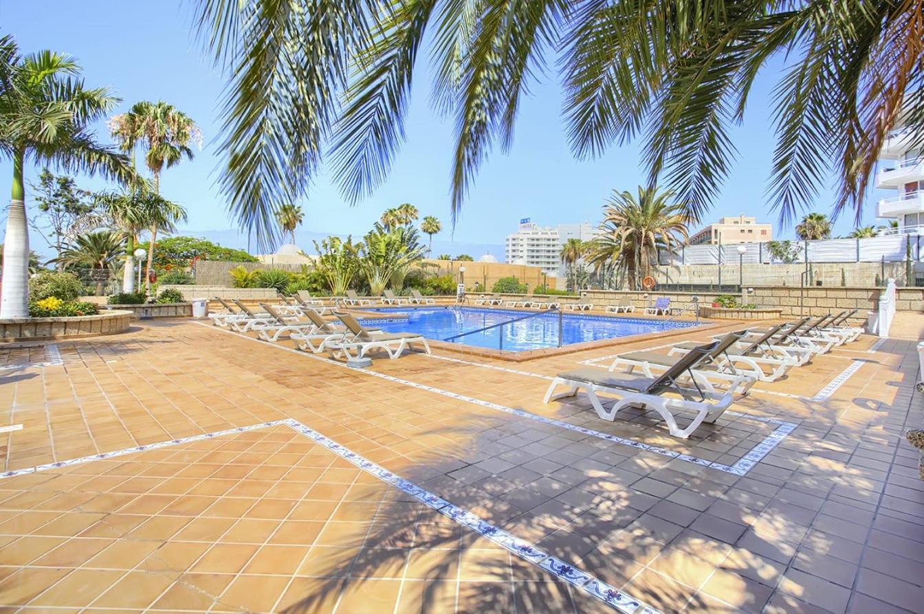 Studio Apartment with Sea View photo 2