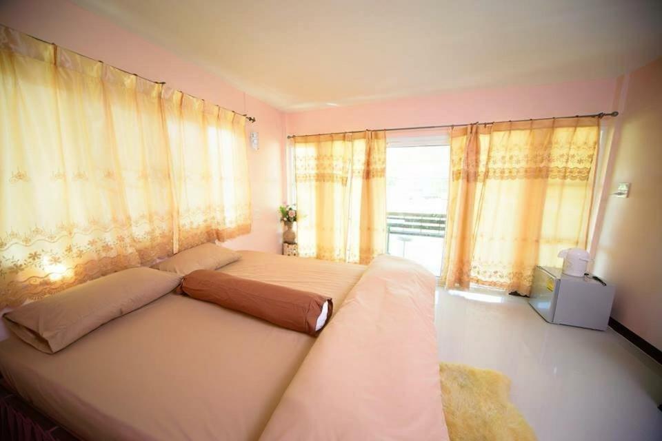 Standard Double Room - Photo 5