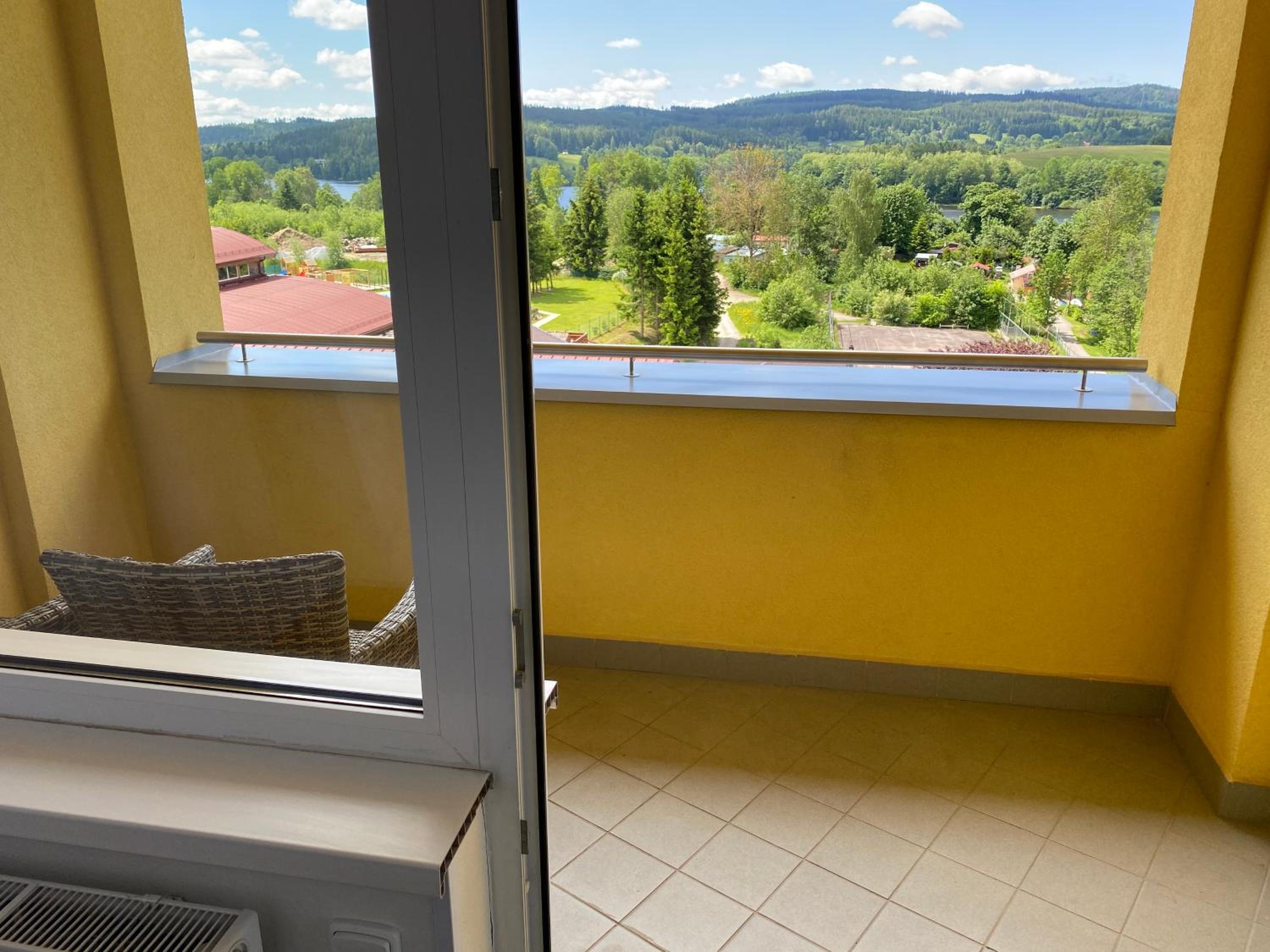 One-Bedroom Apartment - Photo 10