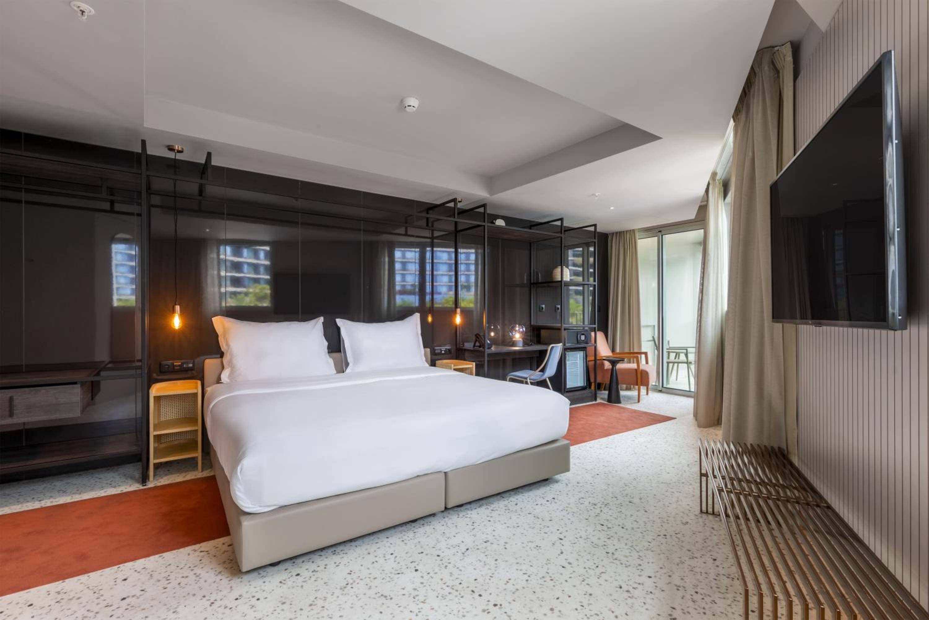 Available room