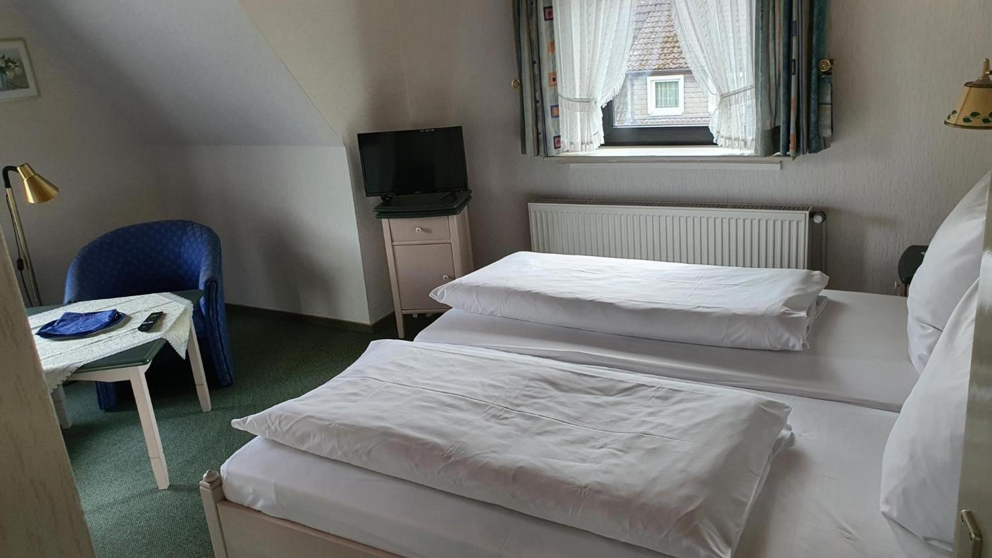 Double Room with Private Bathroom photo 1