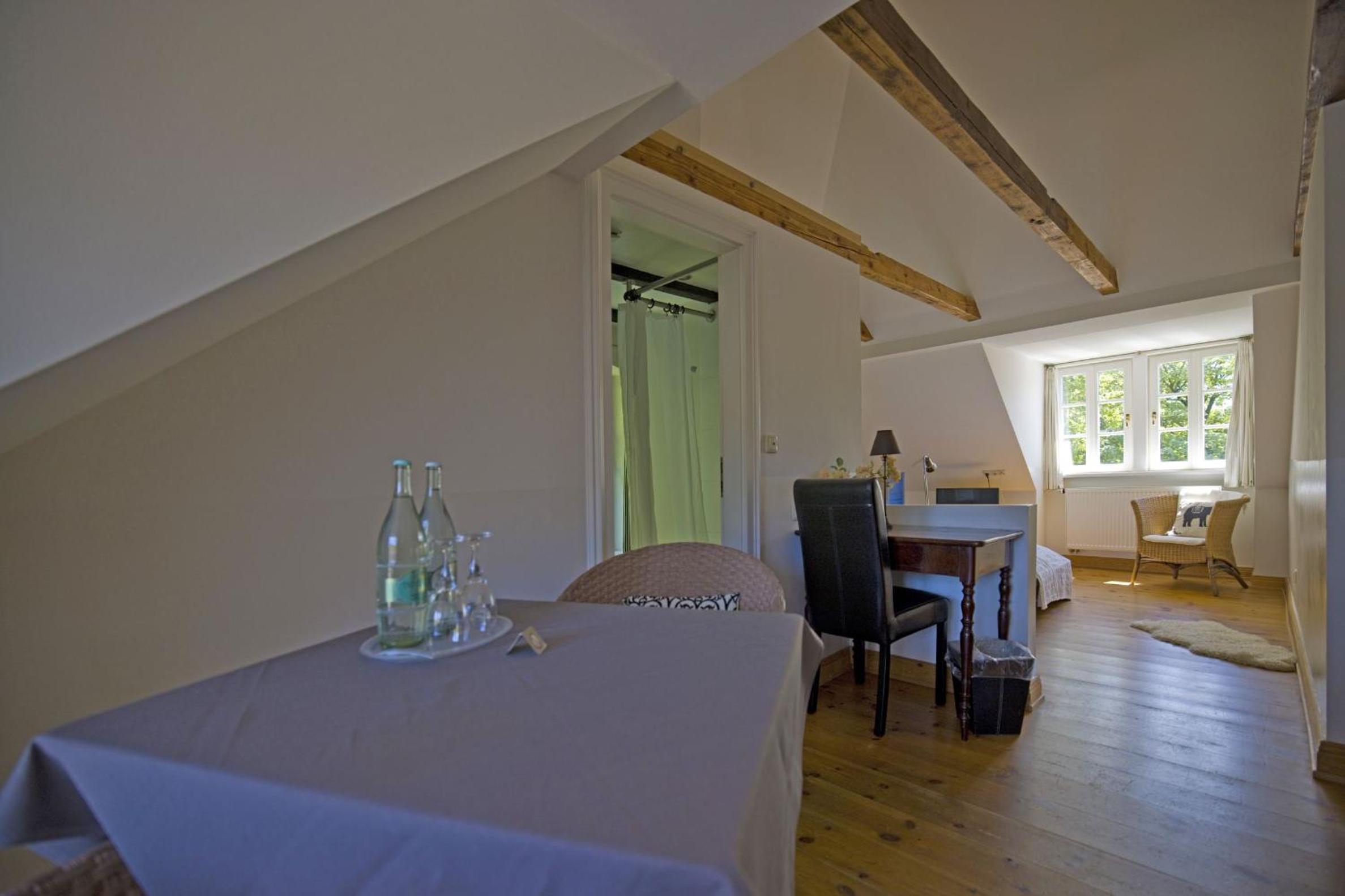 Double Room with Balcony - Photo 1