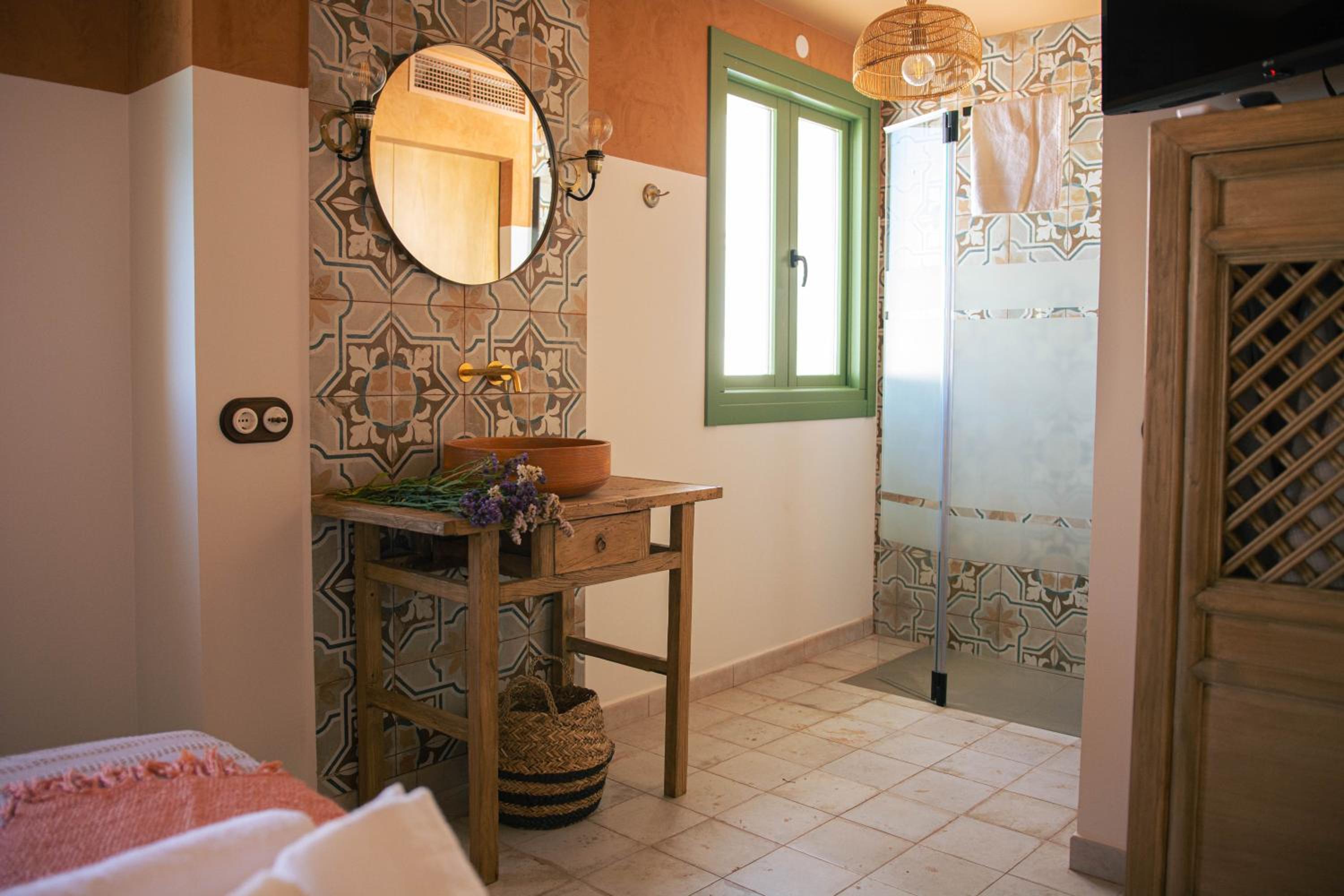 Superior Double Room - Photo 2