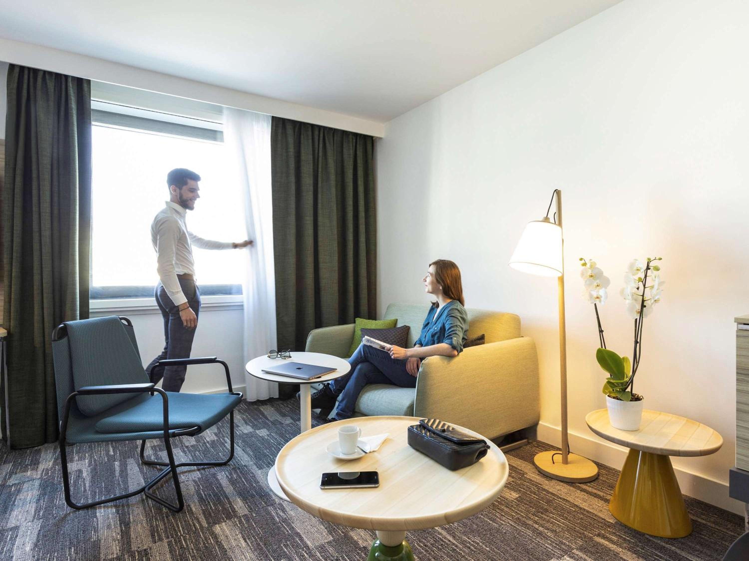Junior Suite with One Double Bed And Sofa - Photo 2