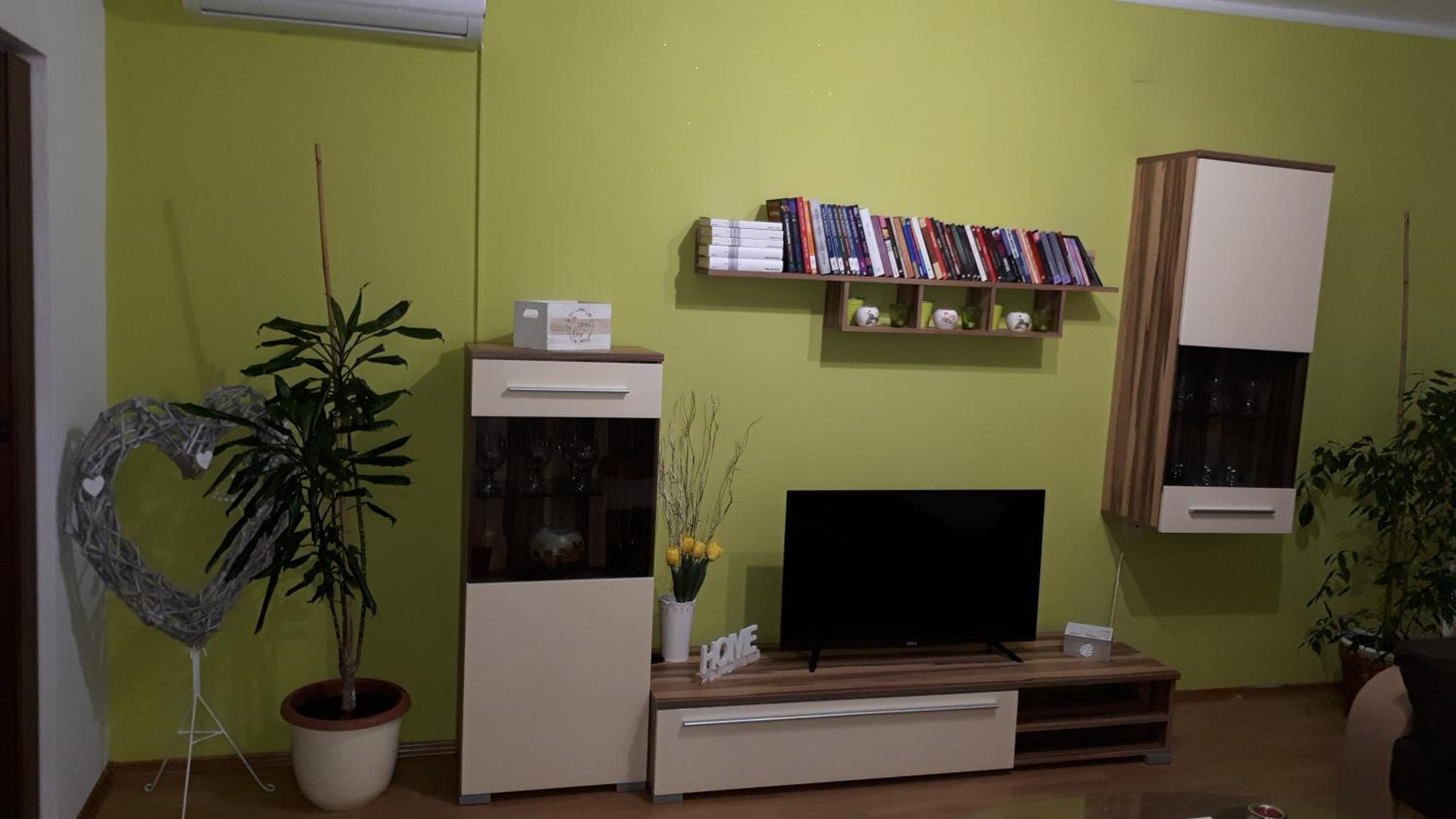 One-Bedroom Apartment - Photo 10