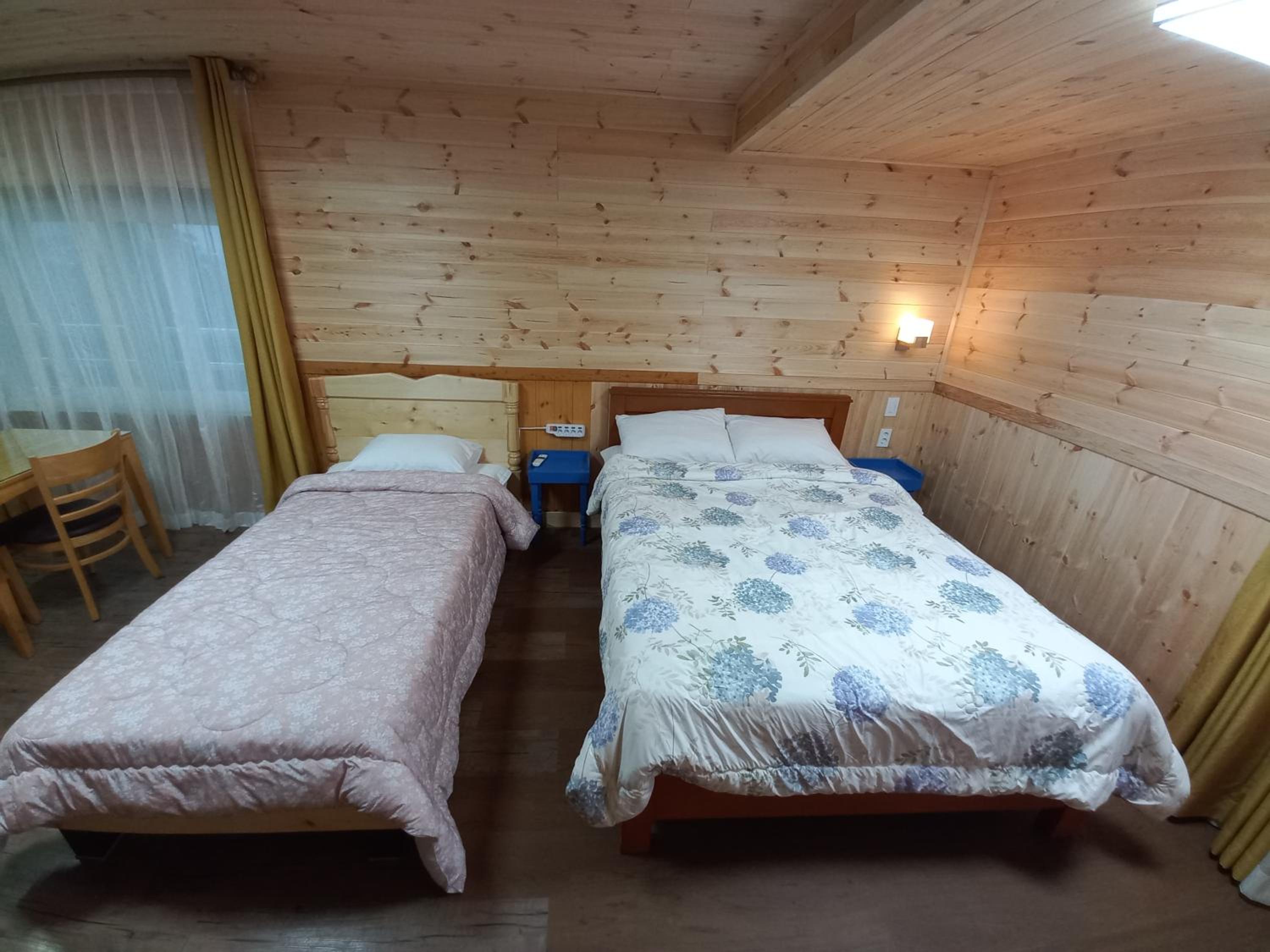One-Bedroom House - Photo 7