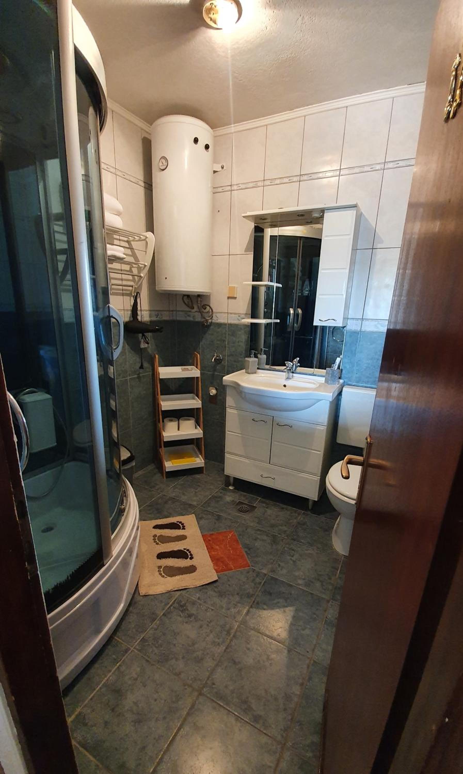 Two-Bedroom Apartment - Photo 14