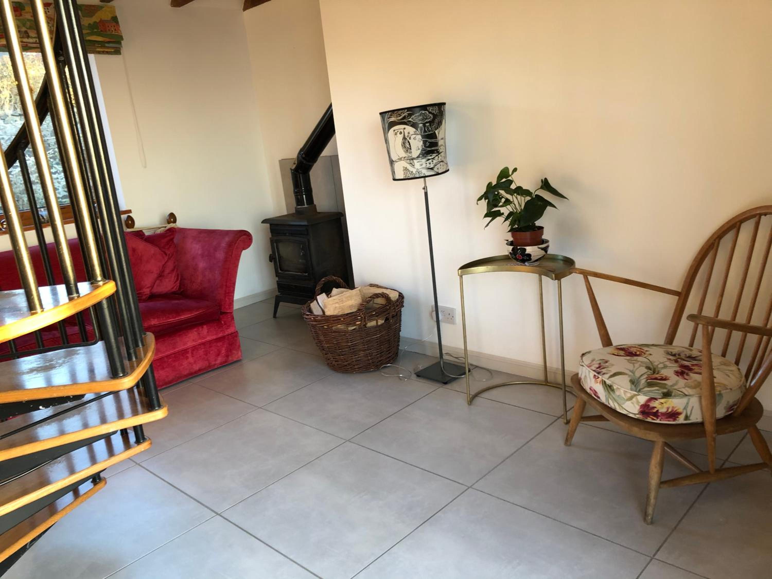 One-Bedroom House - Photo 8