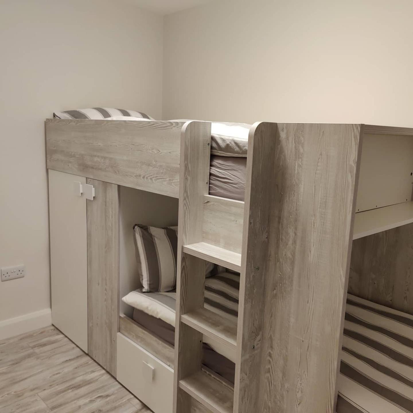 Two-Bedroom Apartment - Photo 6
