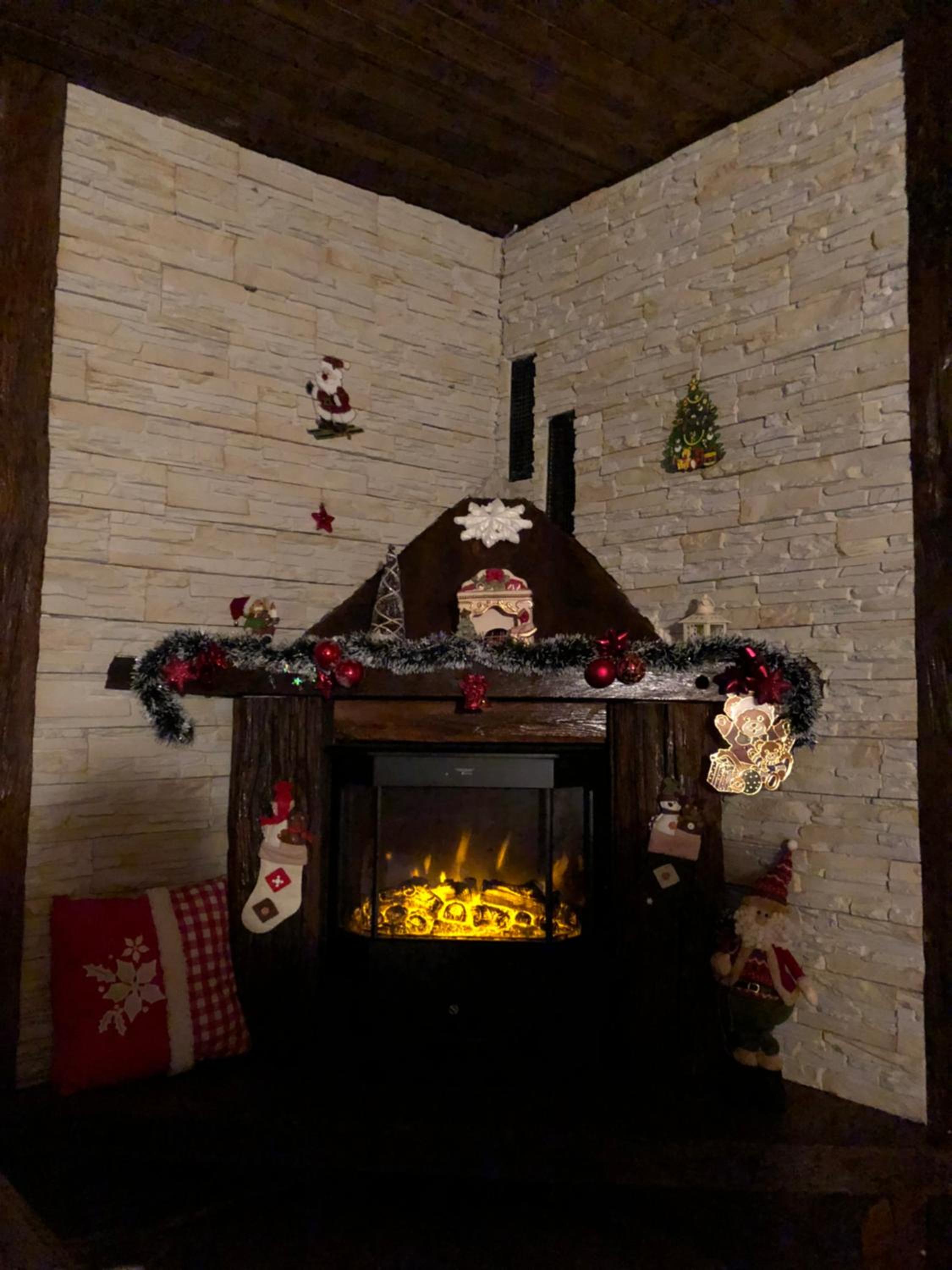 Two-Bedroom House - Photo 4