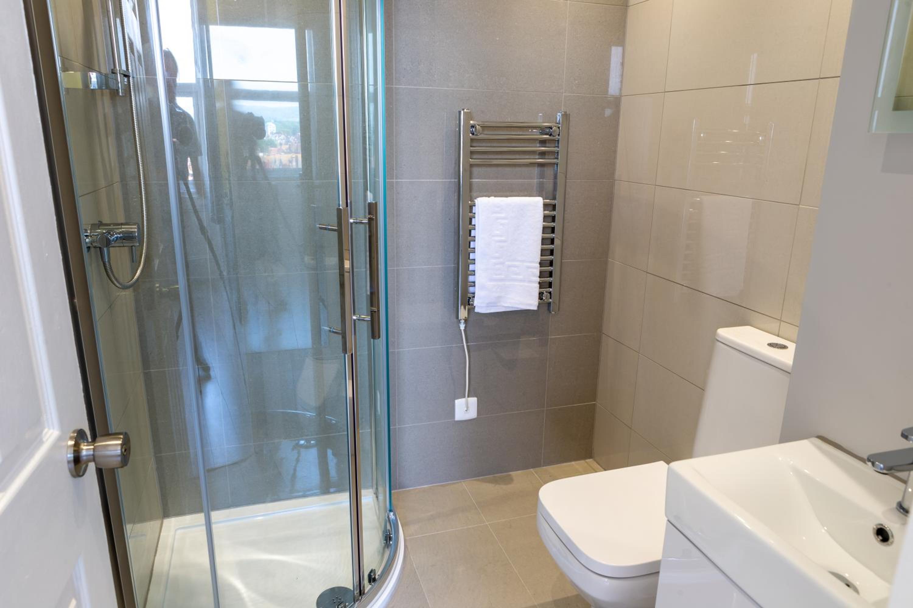 Triple Room with Shower - Photo 3