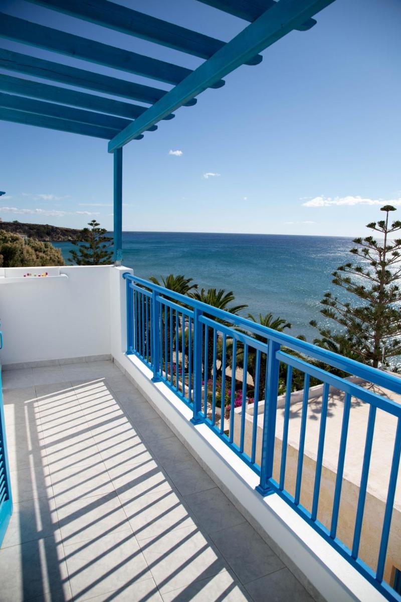 Studio with Sea View (3 Adults) photo 2