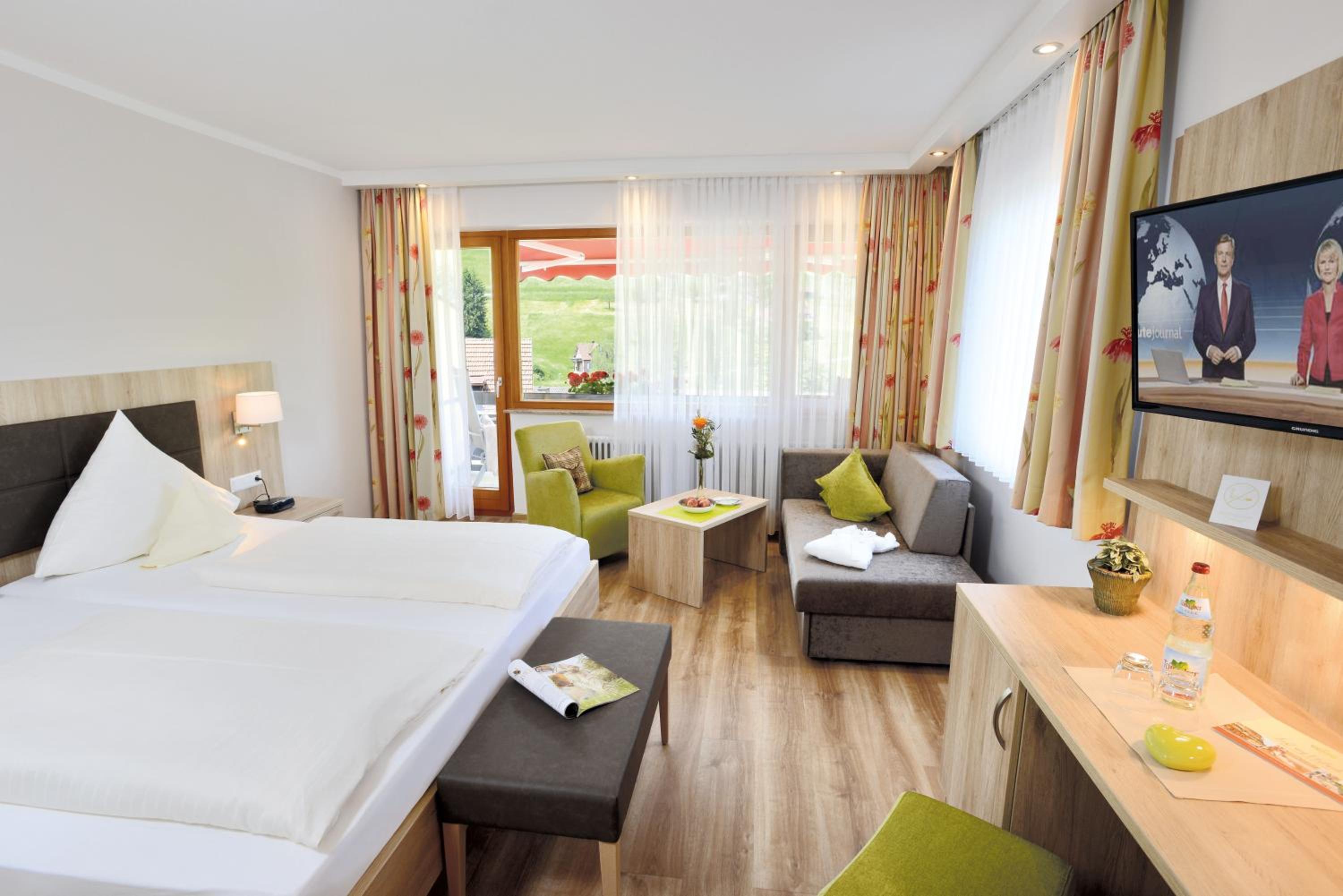 Deluxe Double Room Annex - Photo 6