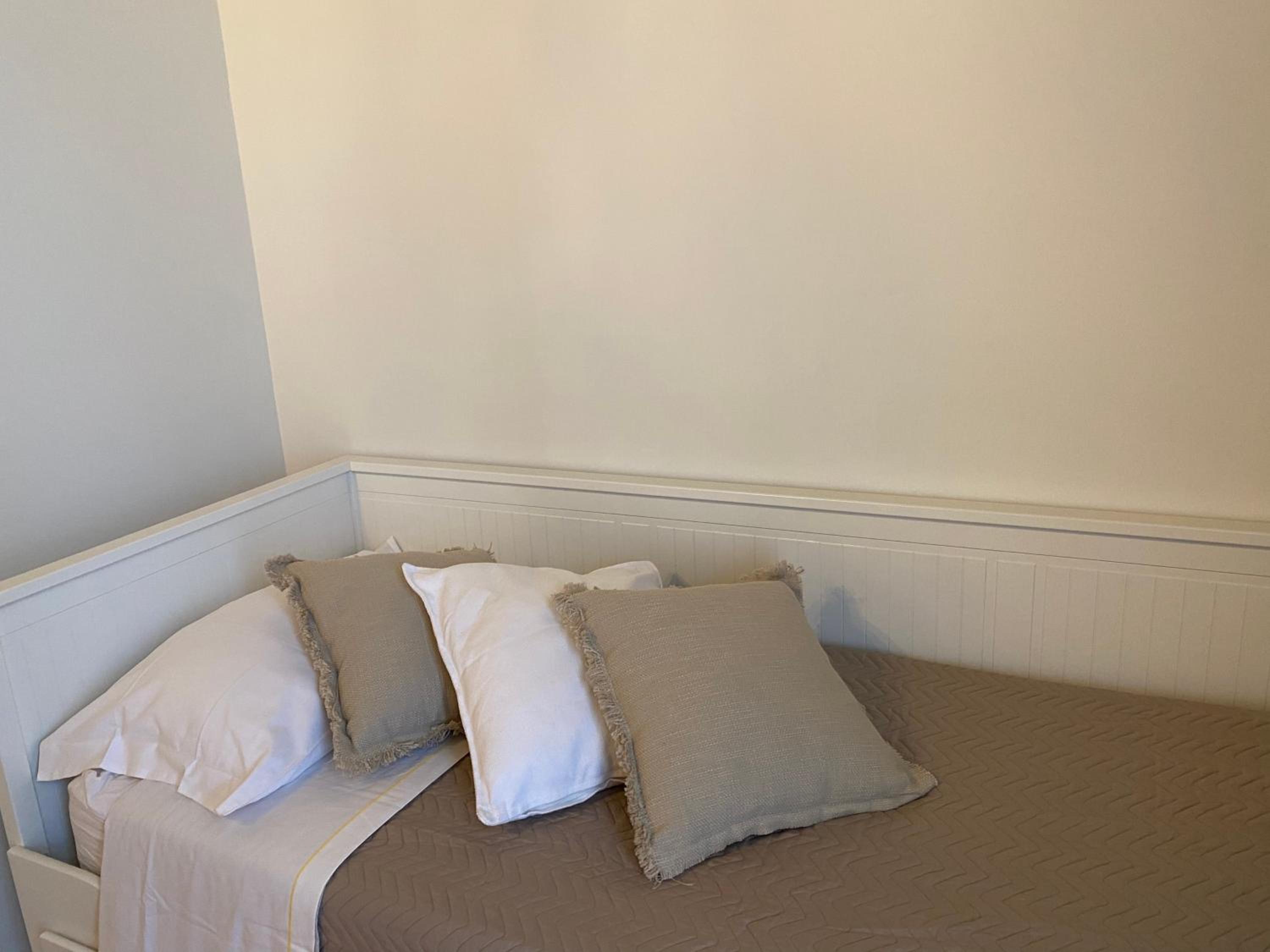 Two-Bedroom Apartment - Photo 14