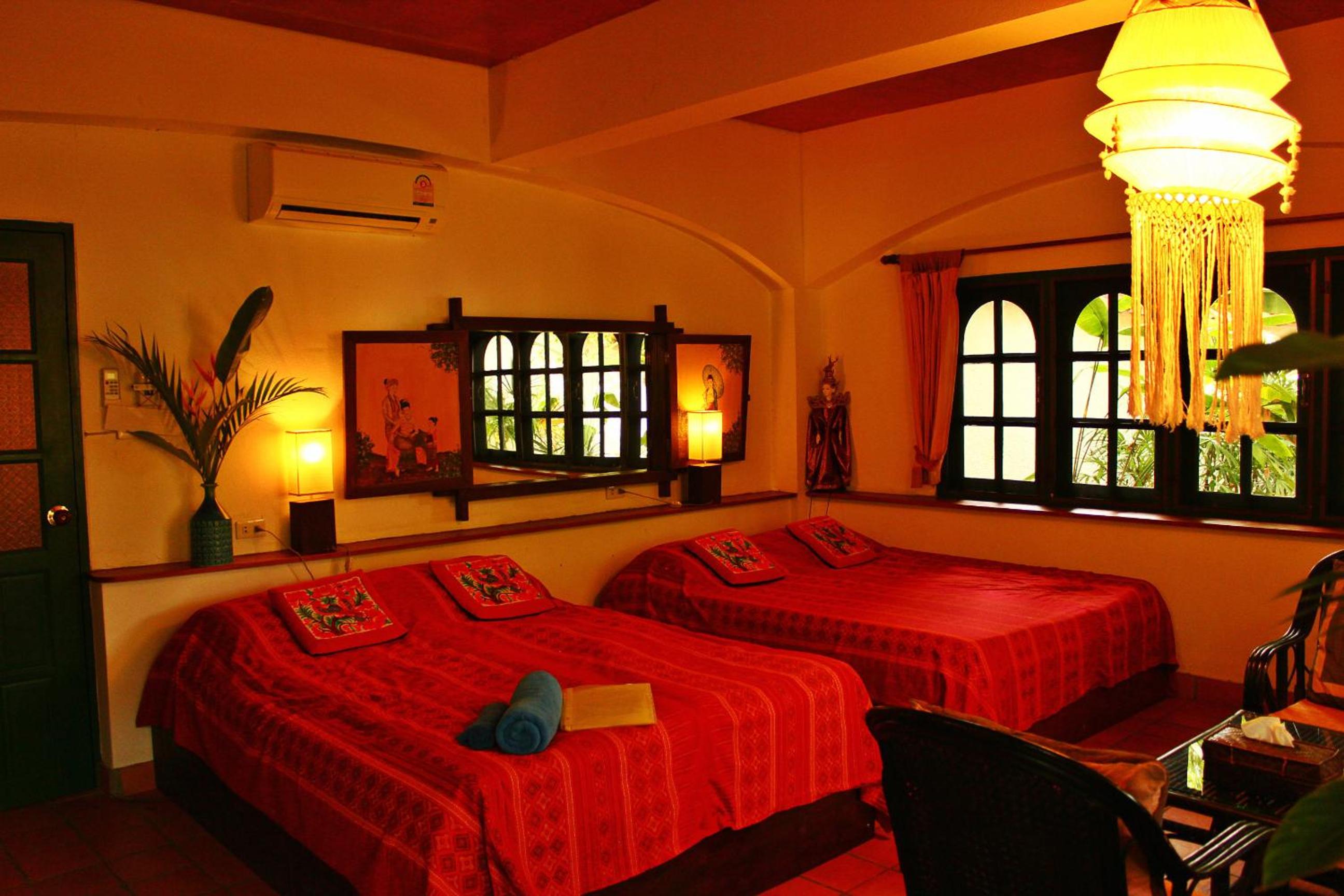Standard Twin Room