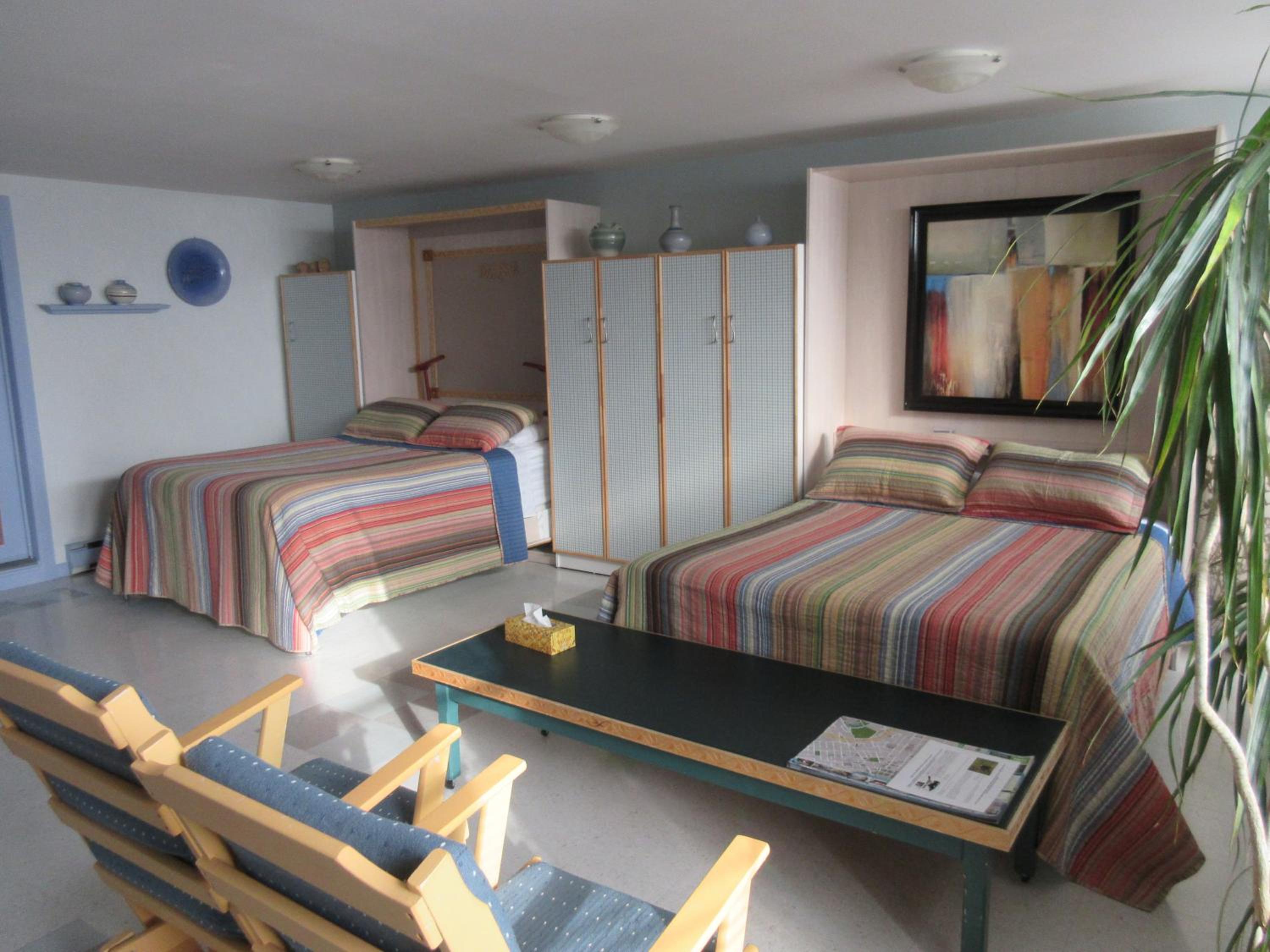 One-Bedroom Apartment with Pool View photo 1