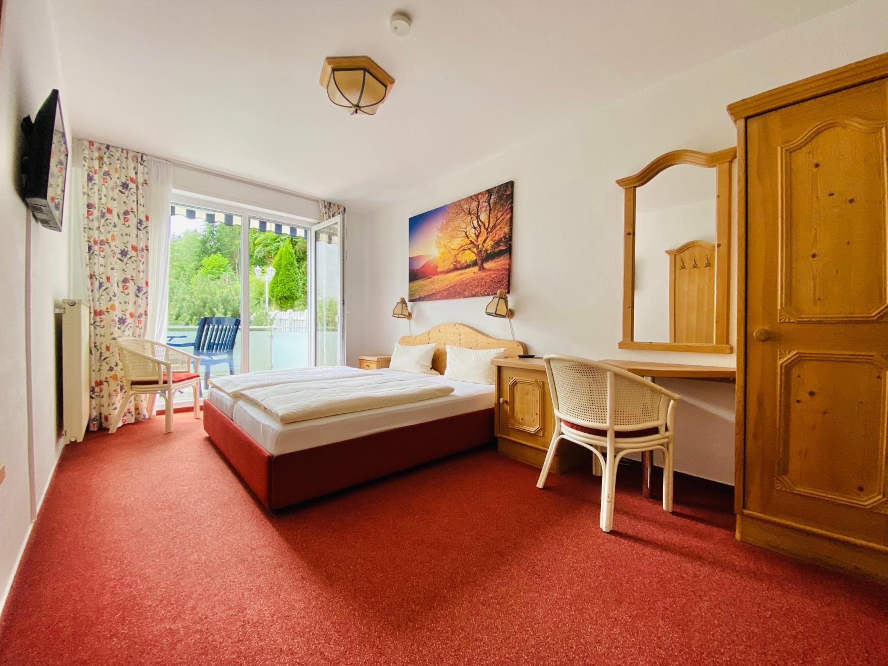 Double Room with Balcony photo 2