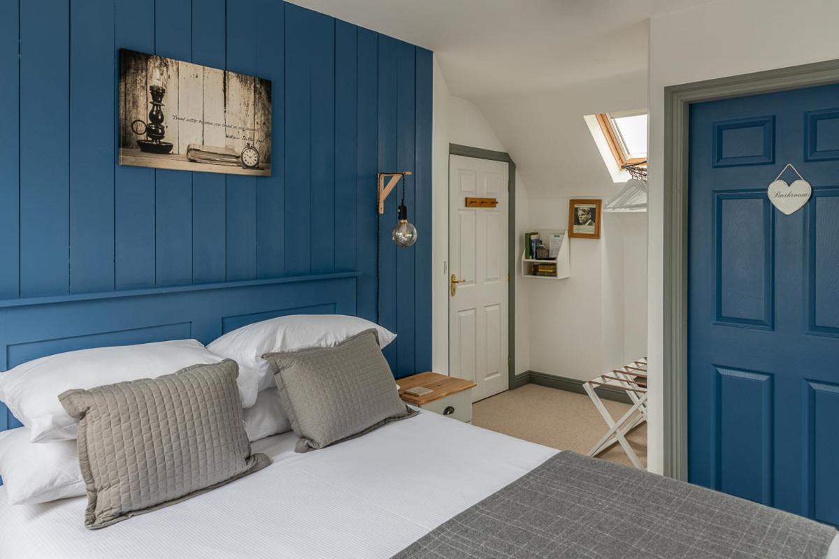 Double Room with Private Bathroom photo 1