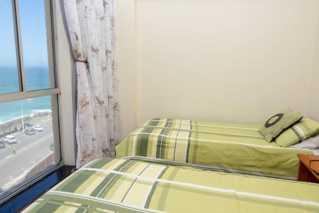 Apartment with Sea View photo 2