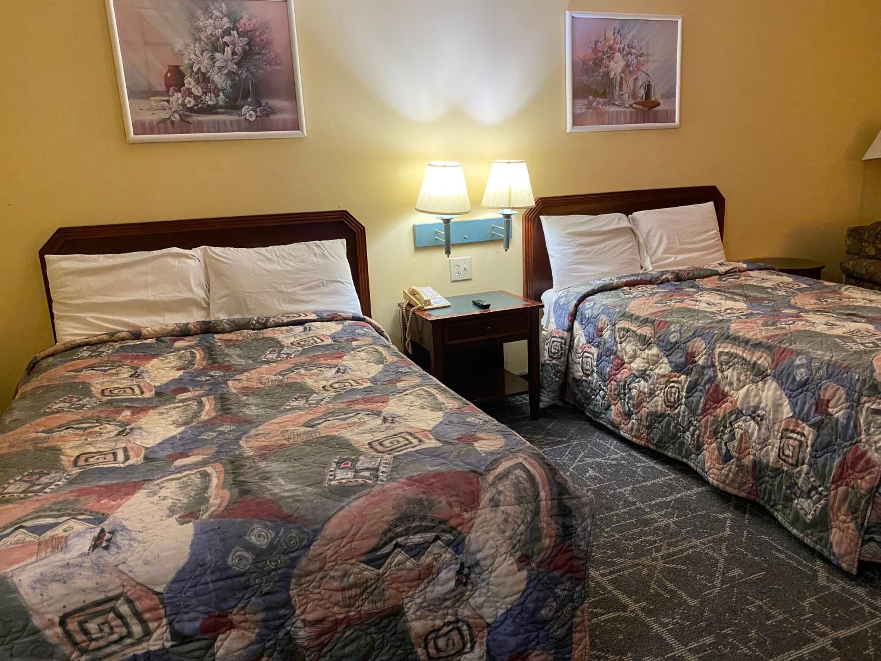 Double Room with Two Double Beds - Non-Smoking - Photo 1