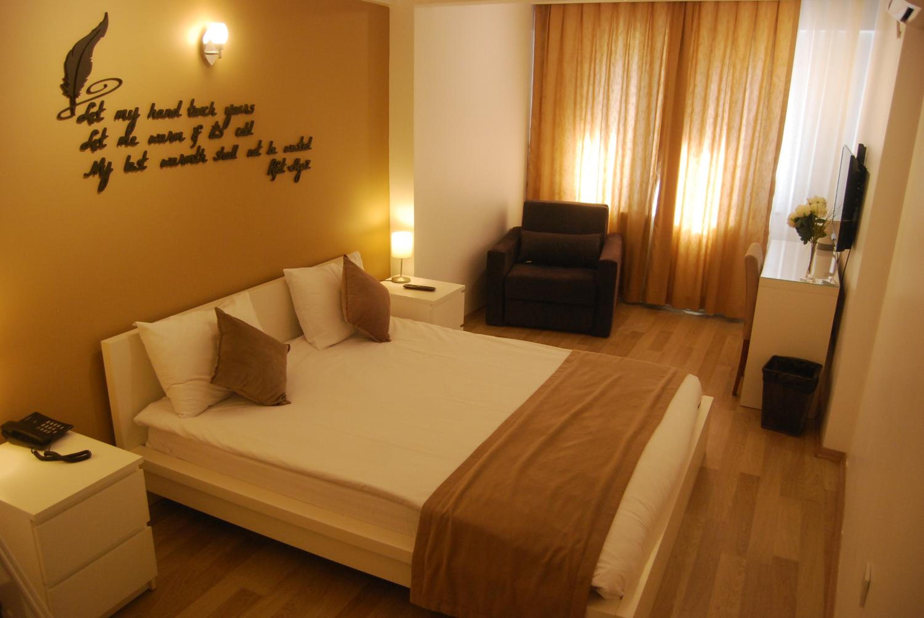 Standard Triple Room photo 2